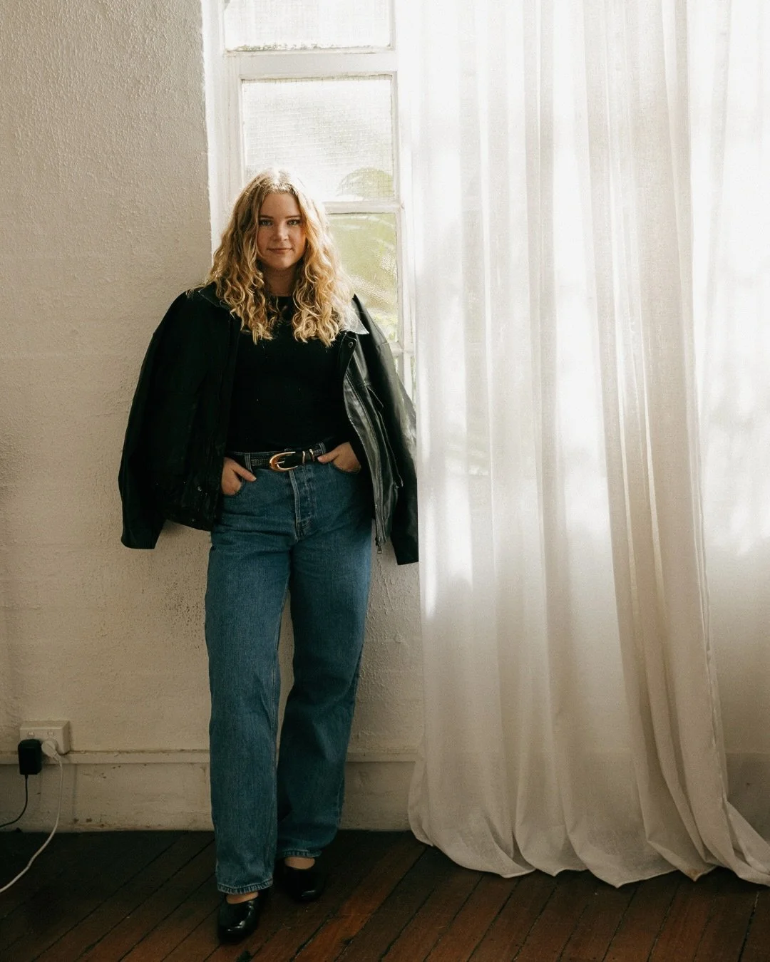 Well, hello! I&rsquo;ve had a few new faces around here, so I thought I&rsquo;d re-introduce myself.

I&rsquo;m Hannah. Website designer, business mentor, social media lover, pop culture expert and someone who will absolutely encourage you to start t