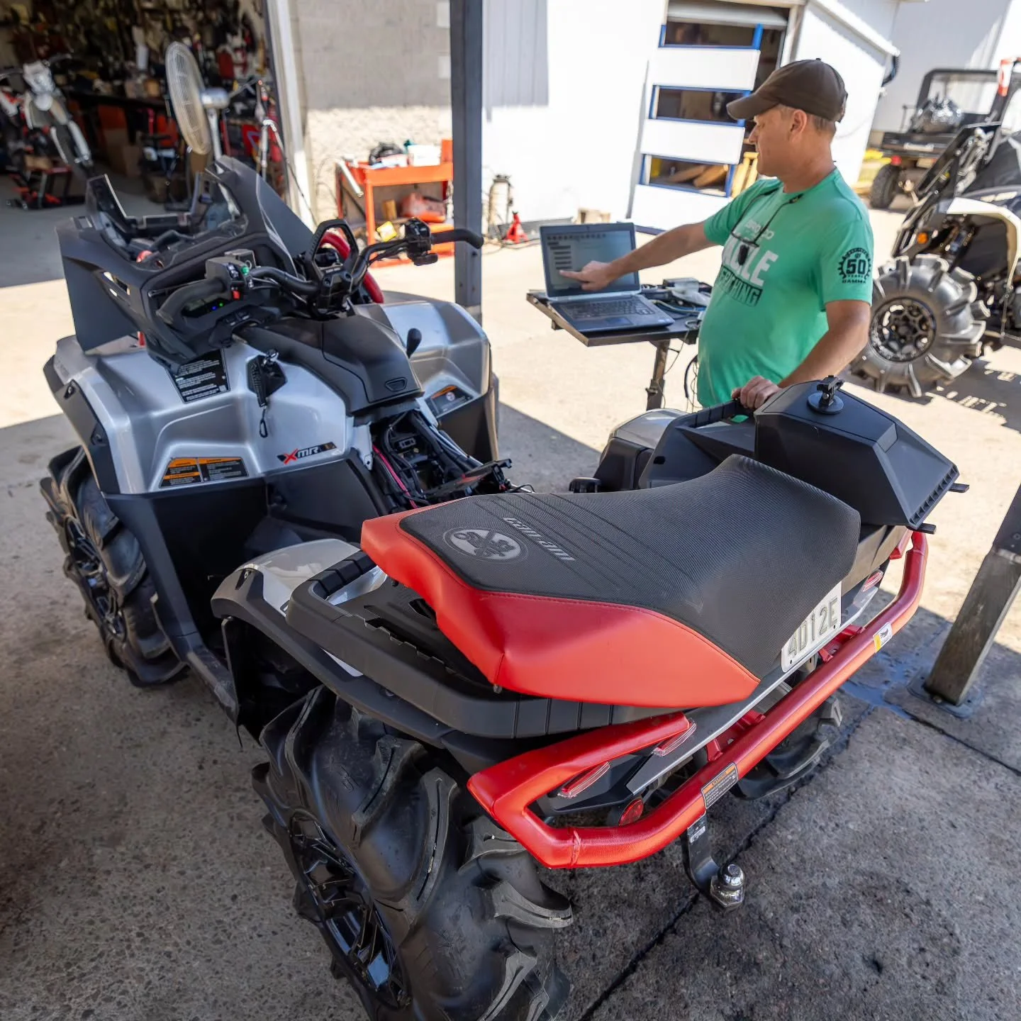 New video up now on YouTube with a fix for the Gen 3 issues thanks to our friends at @petessalesandservice ! For those of you experiencing issues in the water (shitting off and fan issues) there is now a recall available to correct that.
Check out o