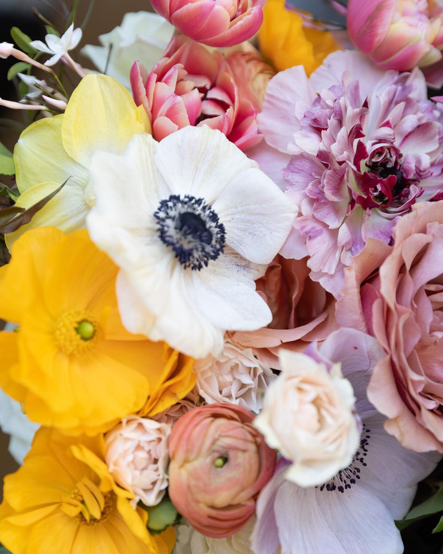 I am so into all the color in weddings this spring!