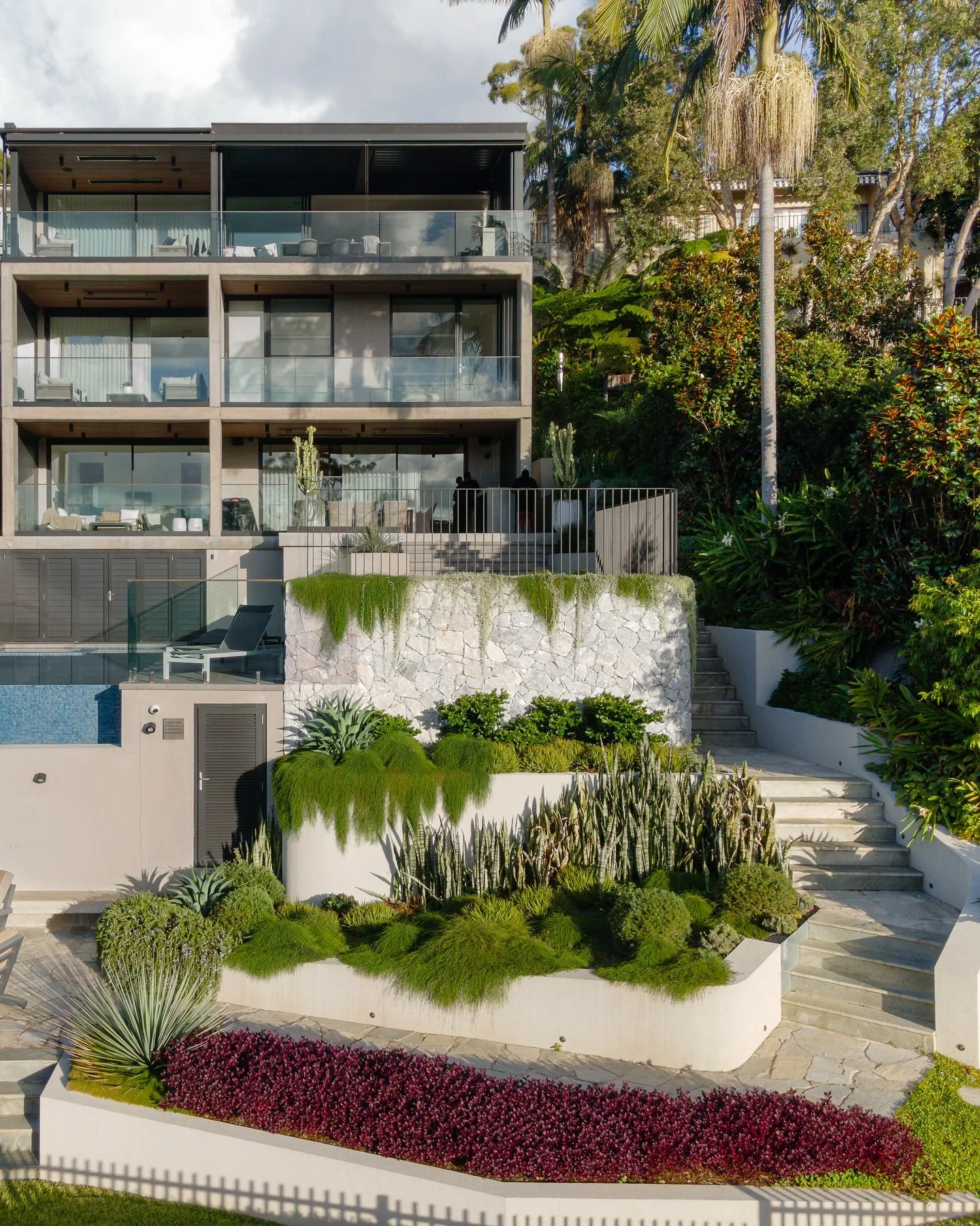 Minnamurra - Awarded Gold and Silver at this years @the_landscape_association Landscape Excellence Awards

Gold for residential construction 100-200k
Silver for residential maintenance
#createyourescape