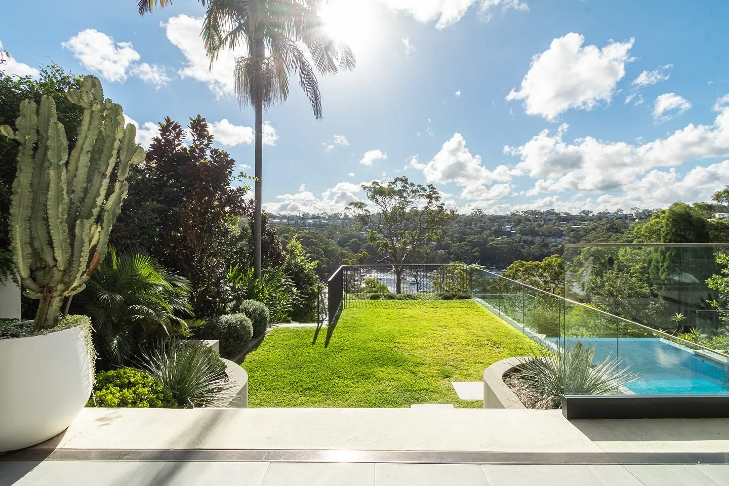 Winter afternoons done right &mdash; sunshine, stillness, and views that don&rsquo;t ask for much more. #createyourescape