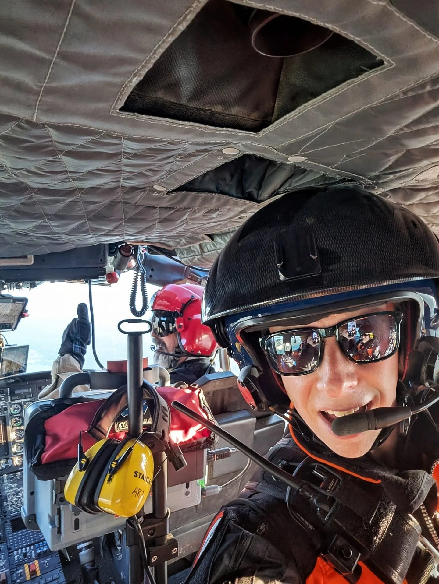 Smiles after a successful pick-off rescue this summer 🚁
What you don&rsquo;t see: hundreds of hours of training, preparation, and volunteer commitment behind every mission.
Thank you to everyone who supports our team and helps us stay ready to respo