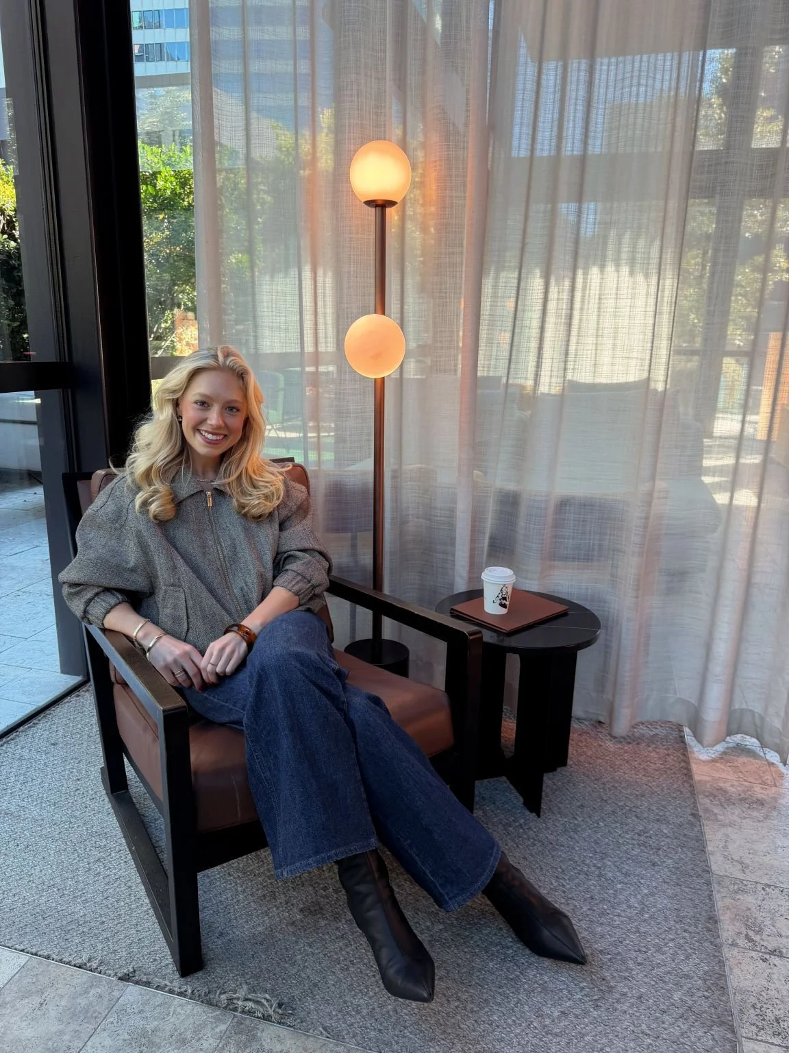 MEET AMY LENNOX: RETAIL RECRUITMENT CONSULTANT. 