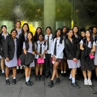 Art &amp; Textiles Excursion: Westwood / Kawakubo.