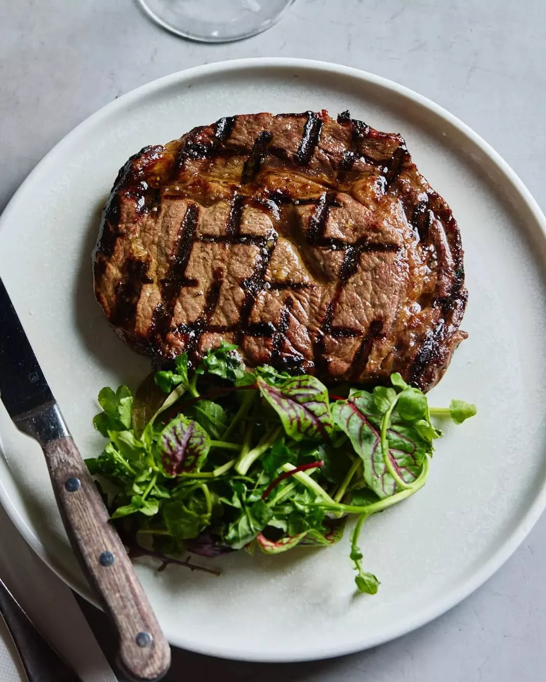 Us 🤝 Top Quality Steaks

From the grill to your plate, we're all about bringing happy smiles with juicy, flame-grilled steaks that are a cut above the rest, thanks to award-winning local producers via our star supplier @andrewsmeatindustries.
