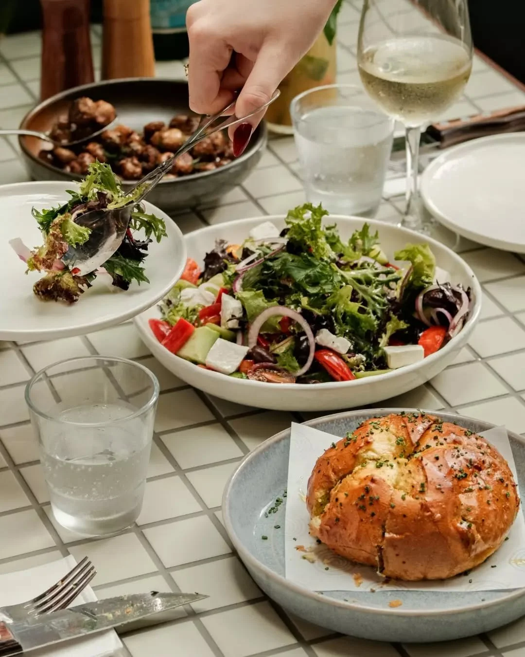 Fuel your body with freshness! Dining out and eating healthy is easy at Hurricane's - take your pick of our delicious salads 🥗 like this Mediterranean Vegetable Salad packed with tomato, cucumber, red onion, capsicum, olives, feta &amp; more. Top it