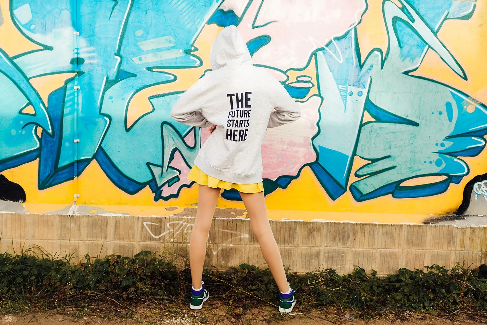 HOOD'S UP - Gender-neutral grey hoody