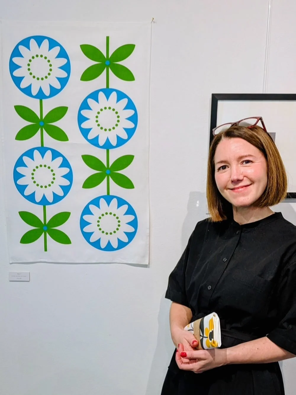 Throwback from last weekend&rsquo;s exhibition opening @coburghouse 

For the next two weekends I&rsquo;m showcasing a range of crisp, colourful tea towels, floral prints, thoughtful little gifts and cards at the lovely Coburg House Gallery, a stone&