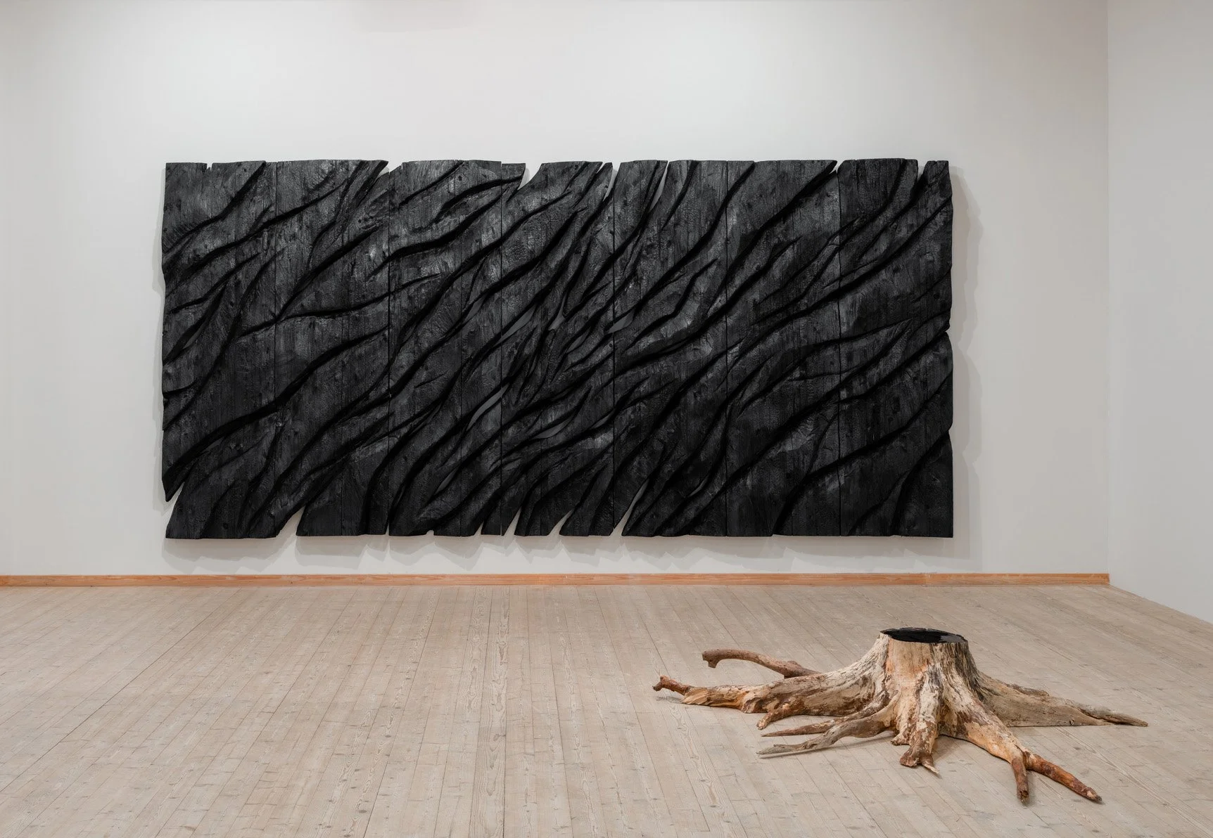 Kunstnersamtale ved høvelbenken