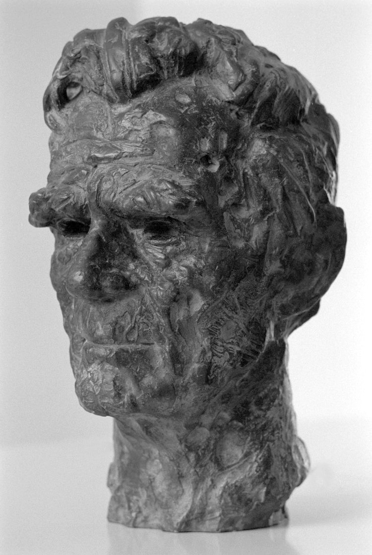 Portrett i bronse, Jakob Weidemann av Nils Aas.