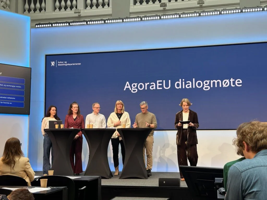 Hvilke muligheter kan internasjonalt samarbeid og finansiering gi folkemusikk-og folkedansfeltet i Norge ?