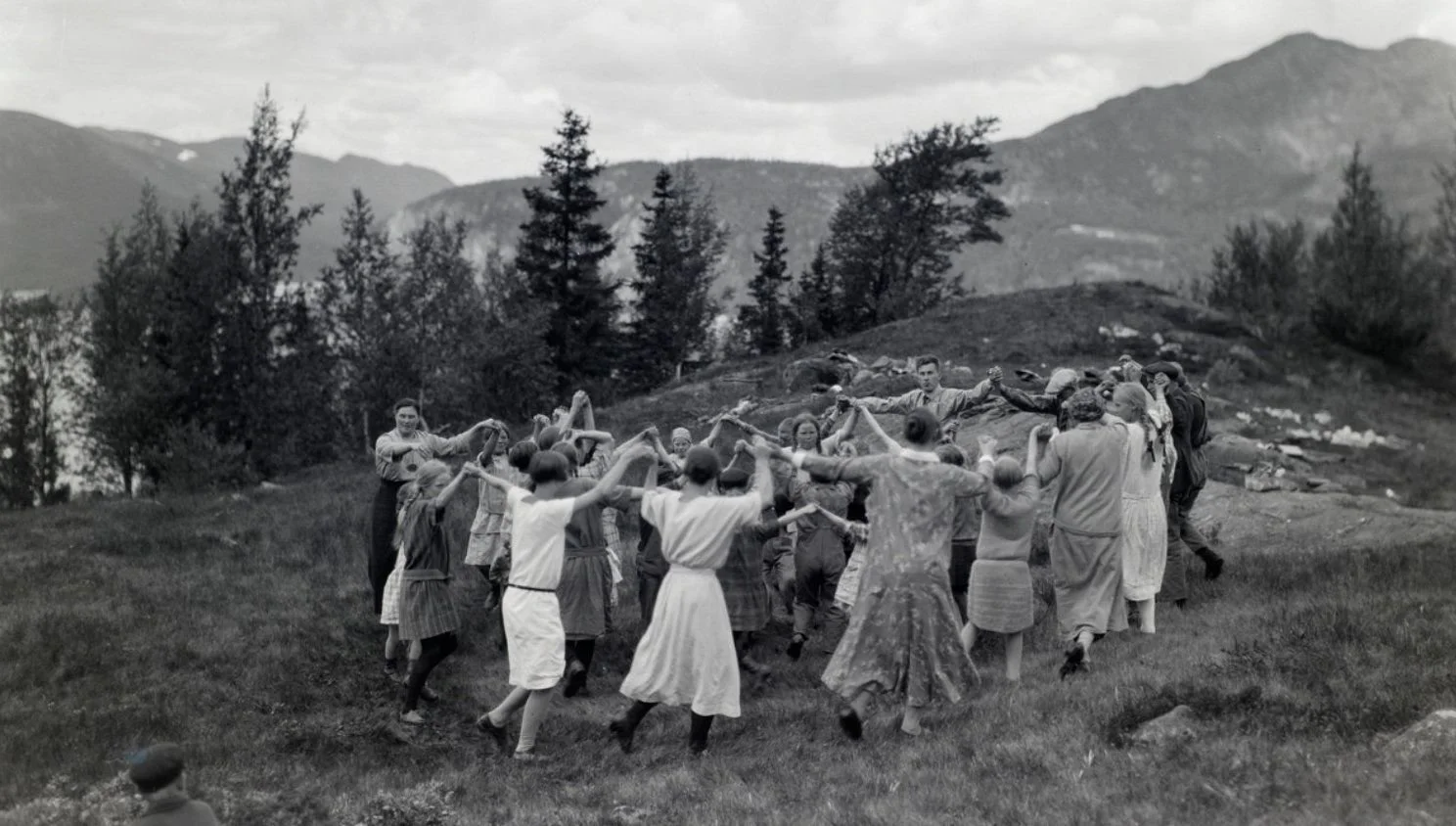 Klassekampen 07.02.2022: Danseforbud, nå igjen?