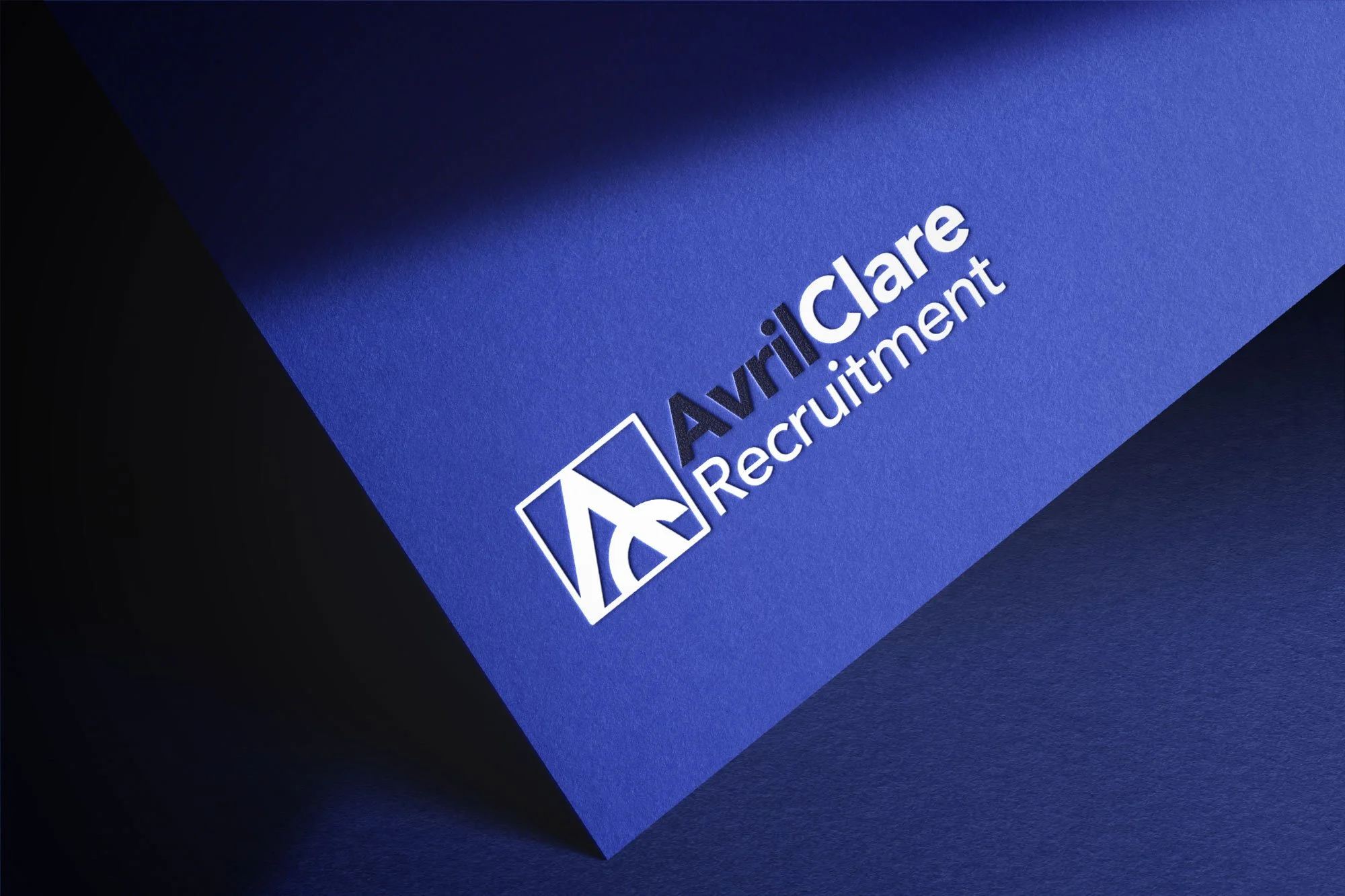 Senior New Markets Associate - Will suit an individual with a min of 4 years PRS &amp; business development background. Strong remuneration + benefits.