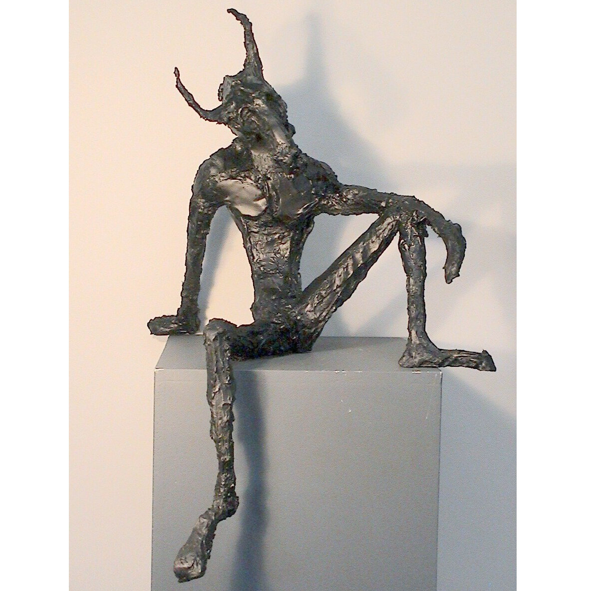 "Seated Minotaur" 2002
Acrylic resin, Steel
45x28x28cm