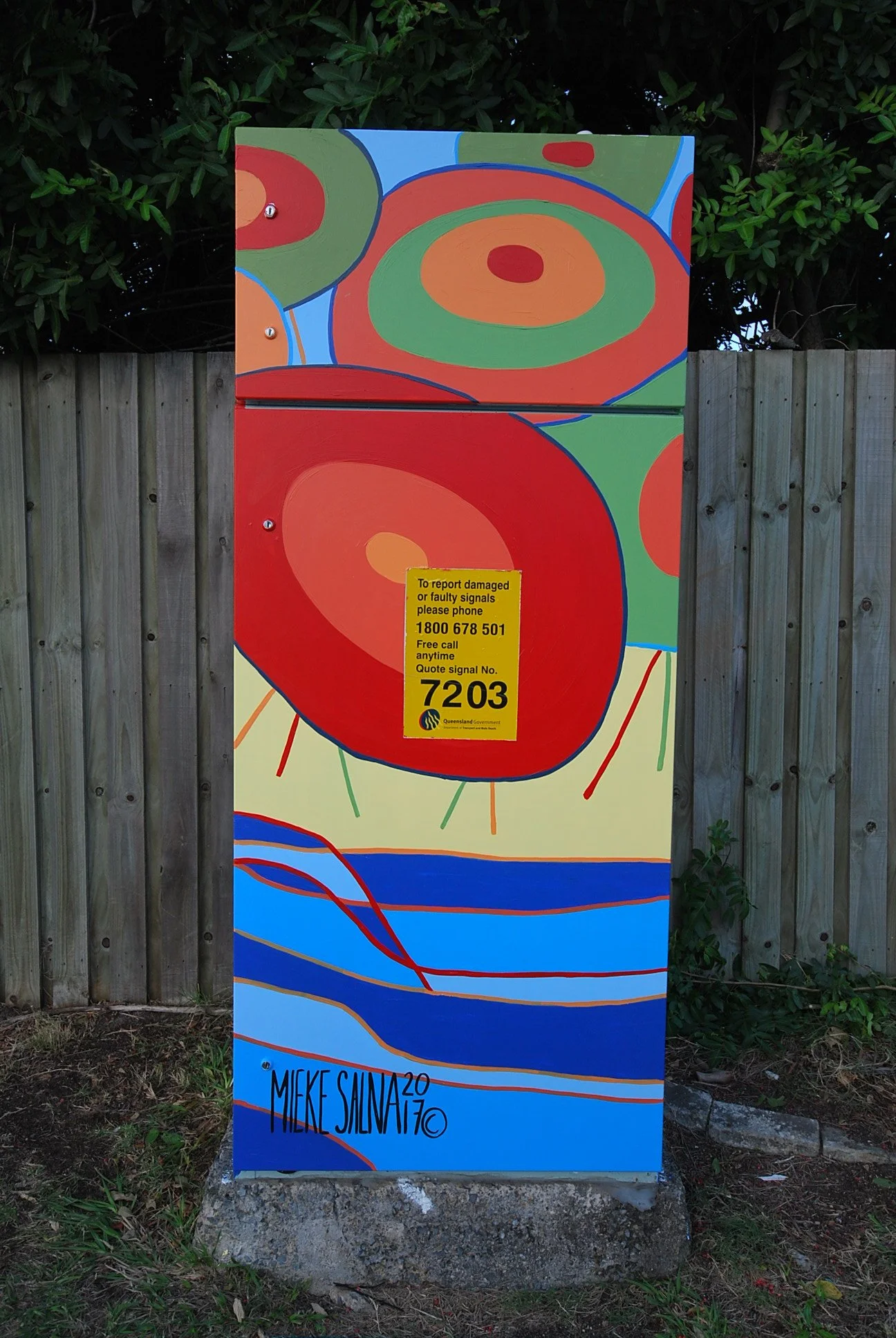 Artbymieke_traffic signal box_Warana