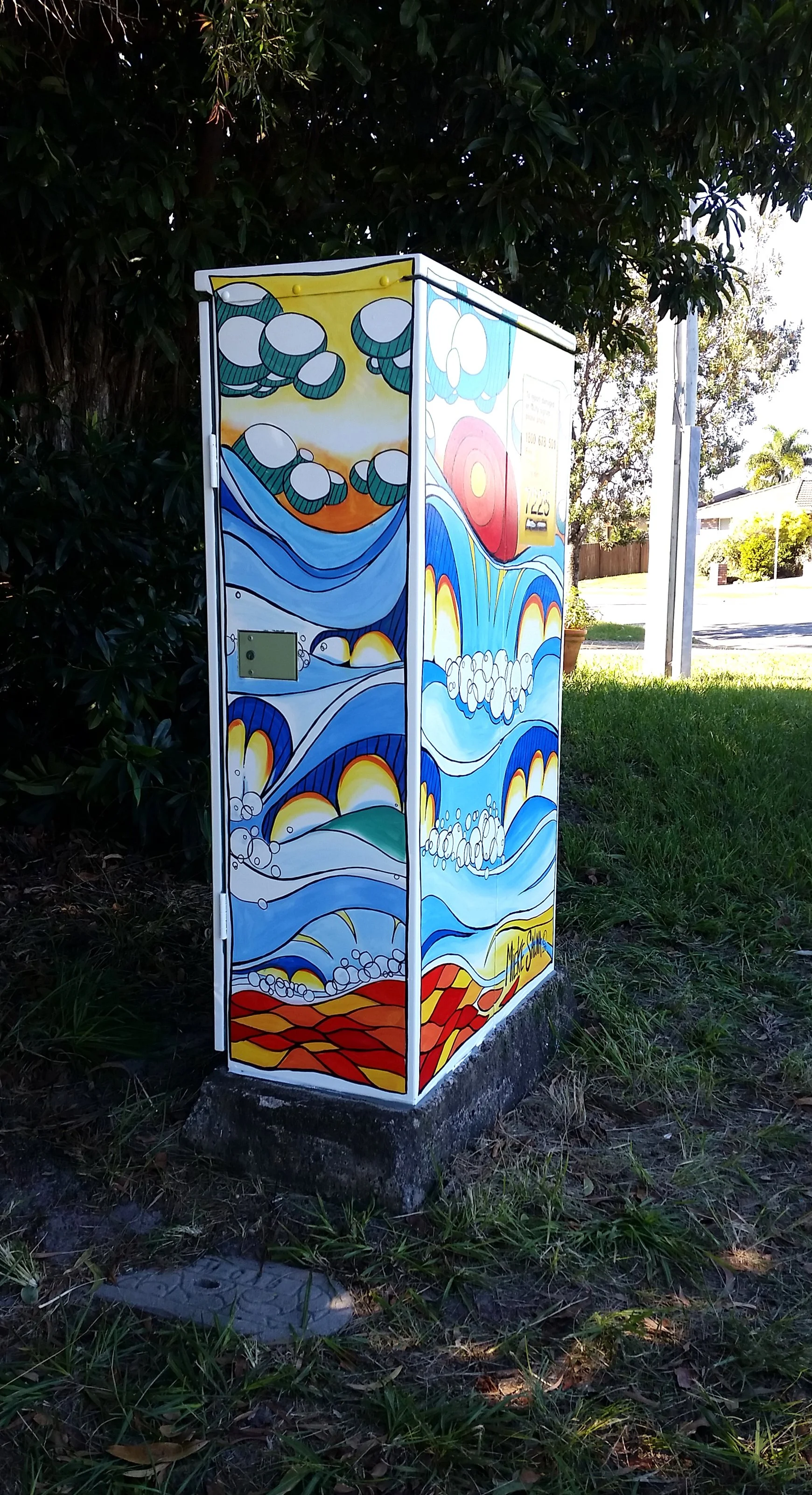 Artbymieke_traffic signal box_Wurtulla