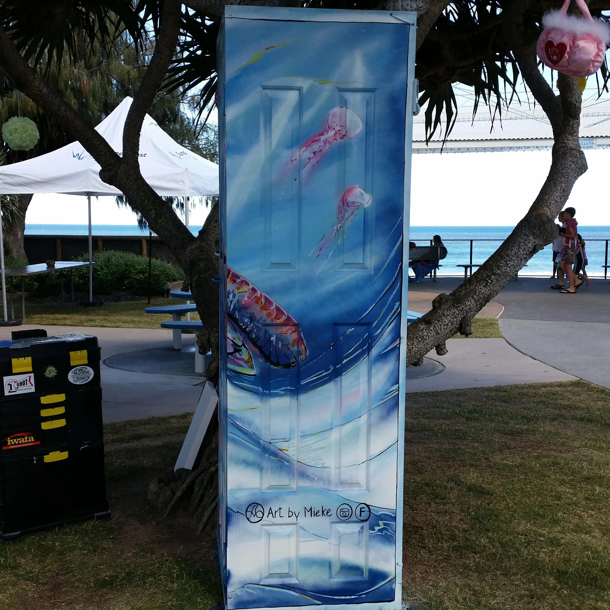 Turtle live painting Caloundra Fringe Festival