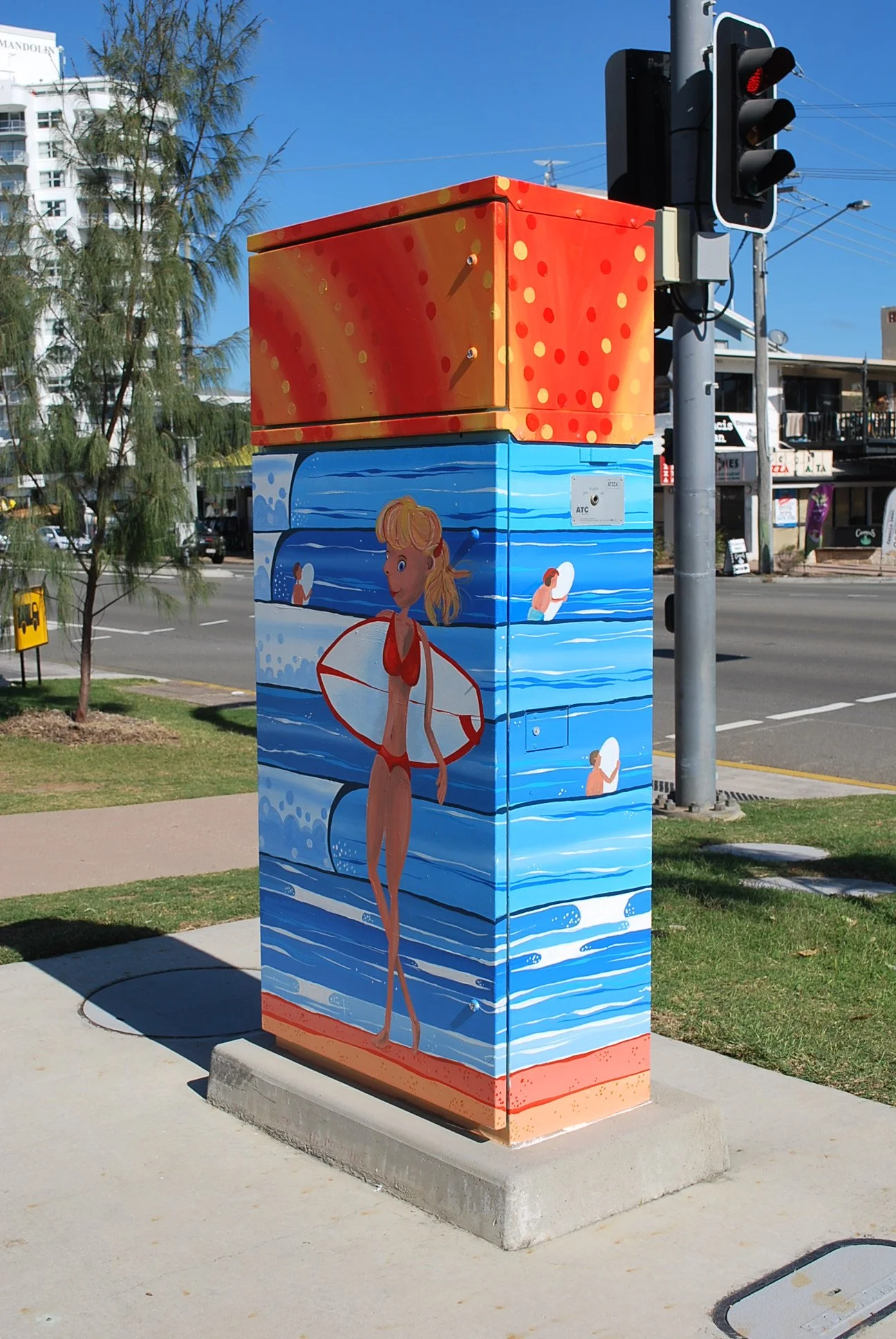 Artbymieke_traffic signal box_Alexandra Headland