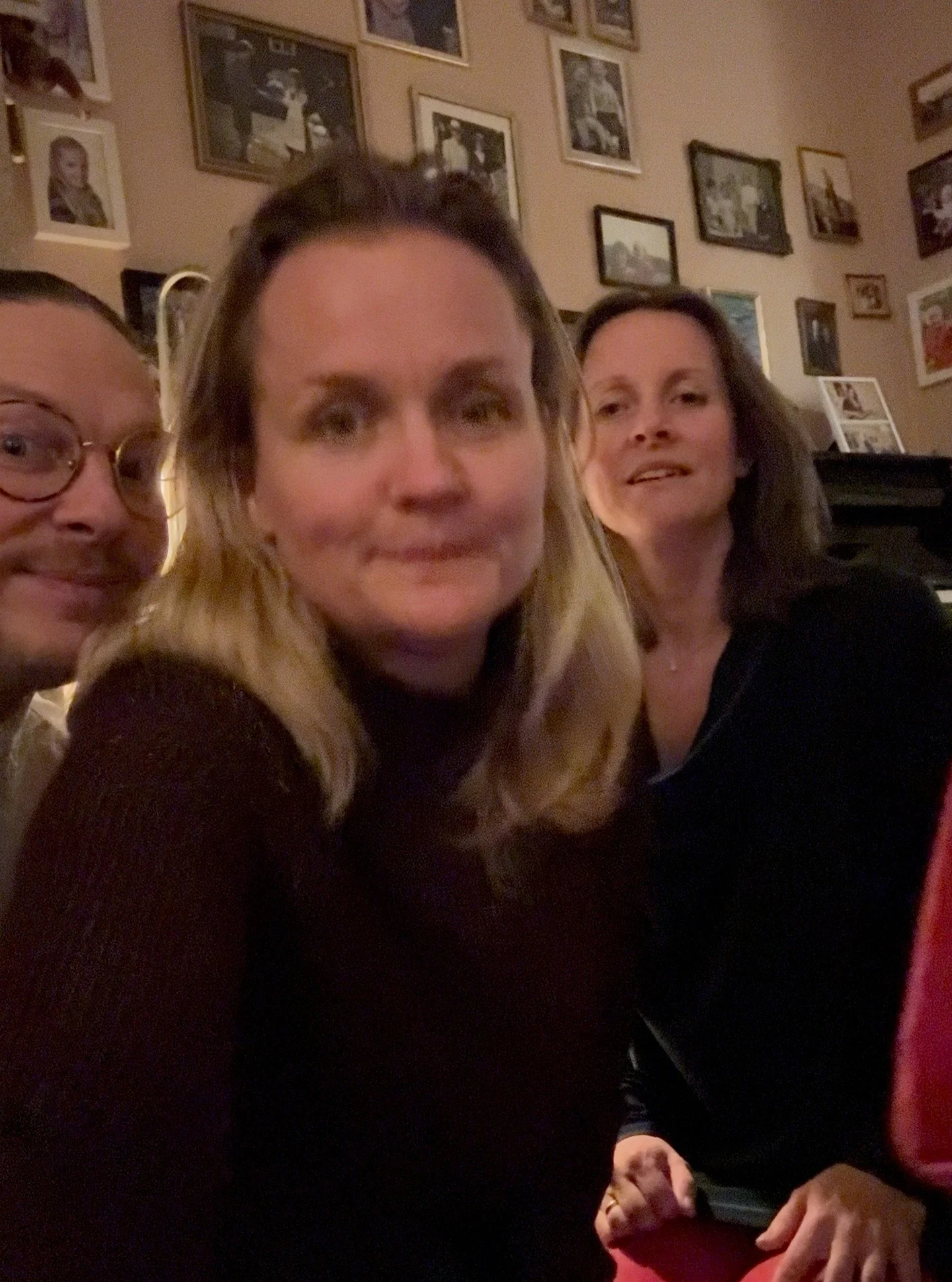 Er du klar for en pause og ei lita lomme til &aring; puste f&oslash;r jul? DA har vi l&oslash;sningen for deg! Kom deg p&aring; Die Tankstelle f&oslash;rstkommende l&oslash;rdag og f&aring; med deg 👇👇👇

🥰 Familiekonsert med Amtmann Leths D&oslash