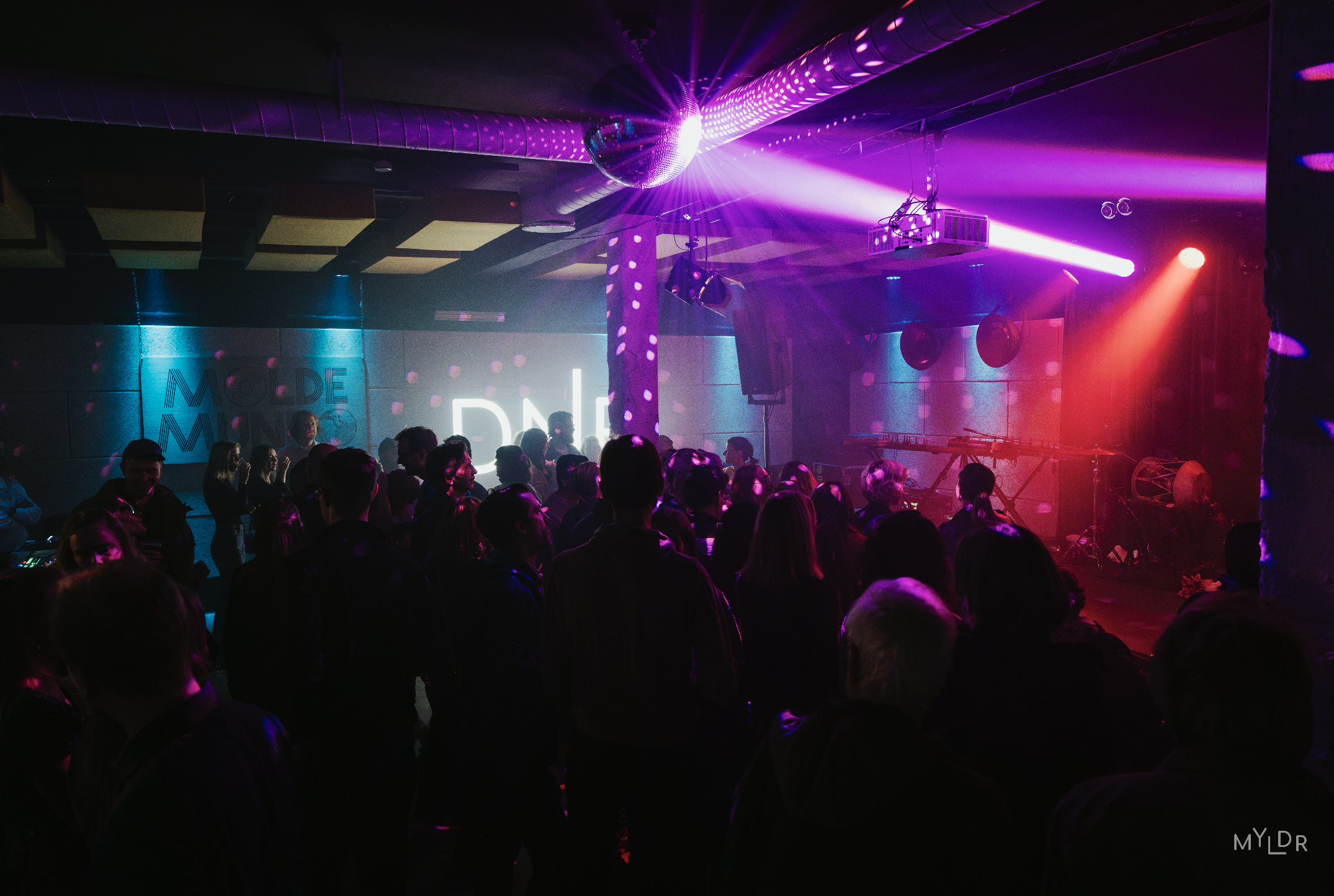 firmafest Die Tankstelle