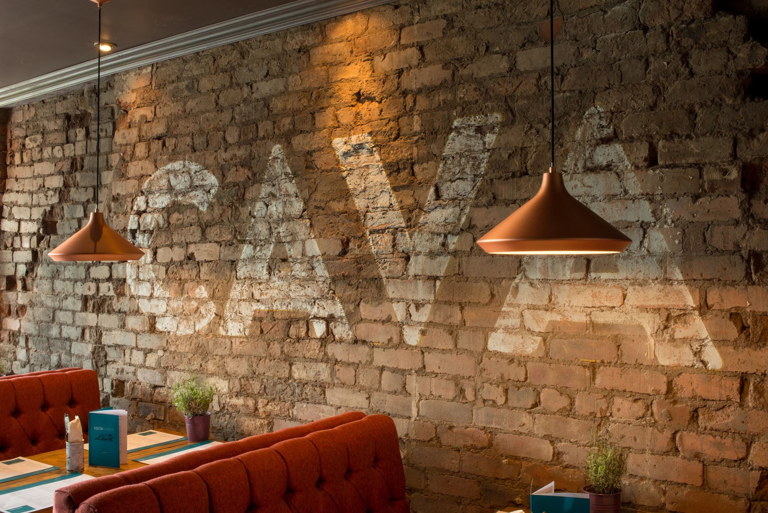 Neon Jamon, Liverpool