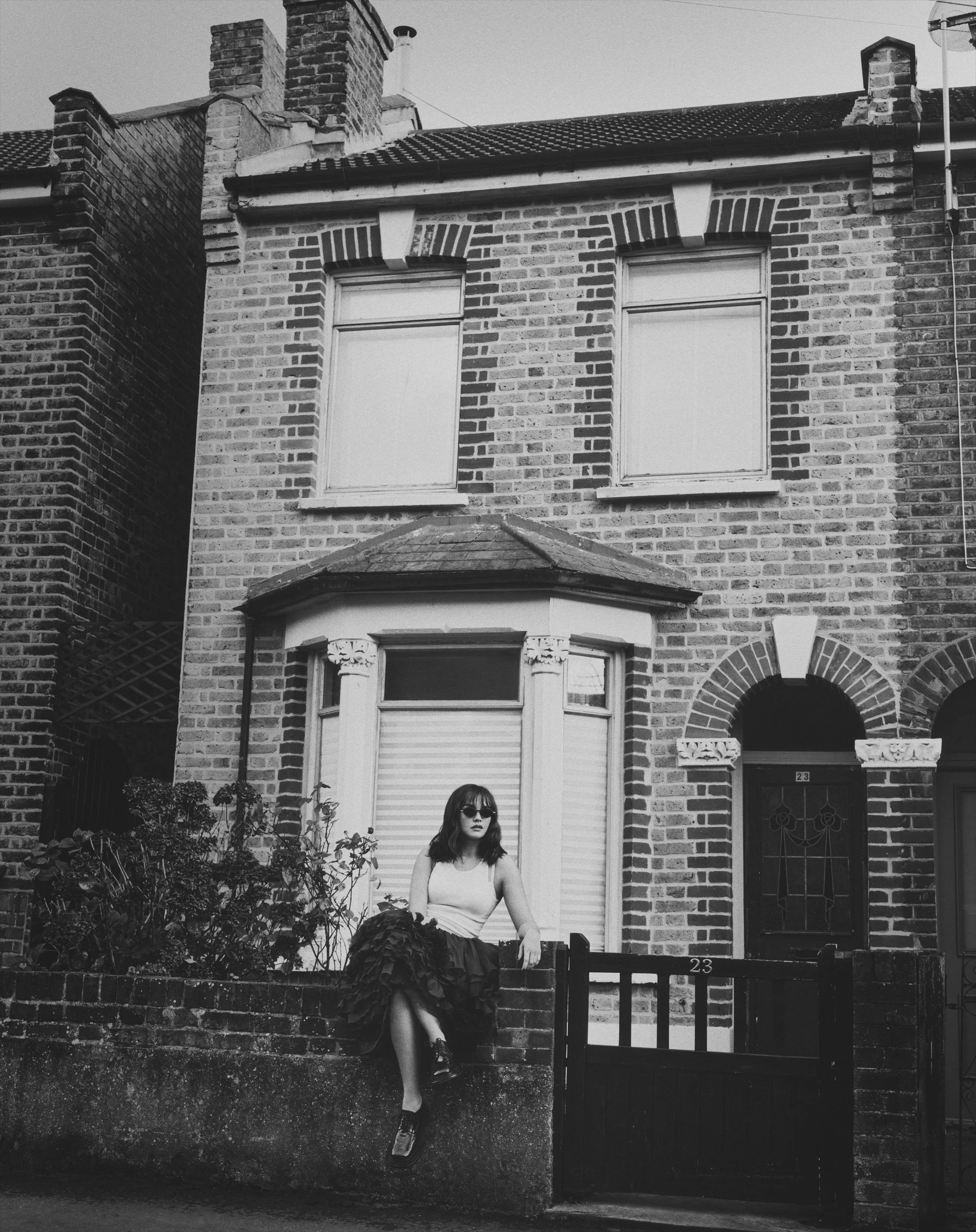 251108_STS_OLIVIA_COOKE_SHOT-04-076_v2 2.jpg