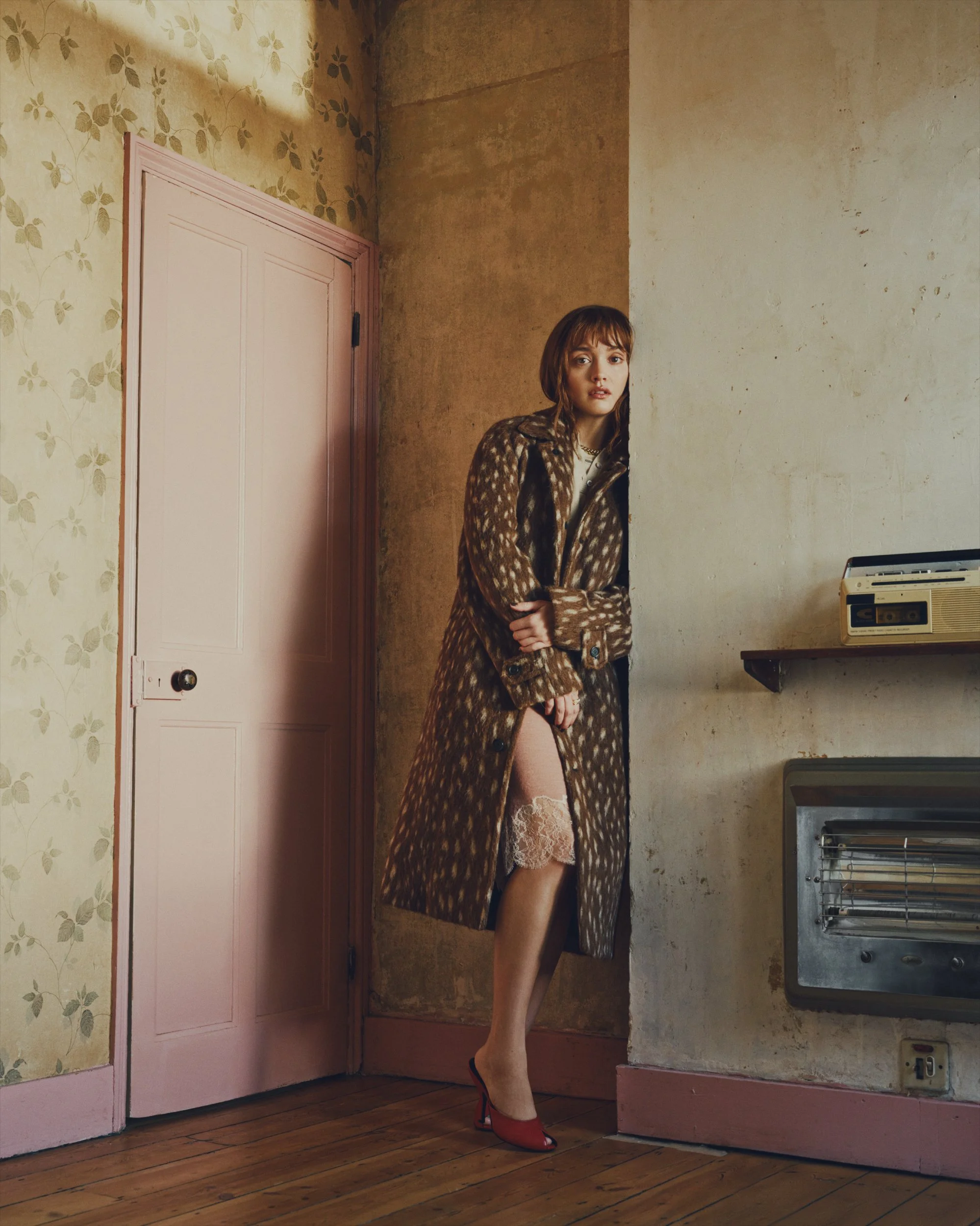 251108_STS_OLIVIA_COOKE_SHOT-03-298_v2 2.jpg