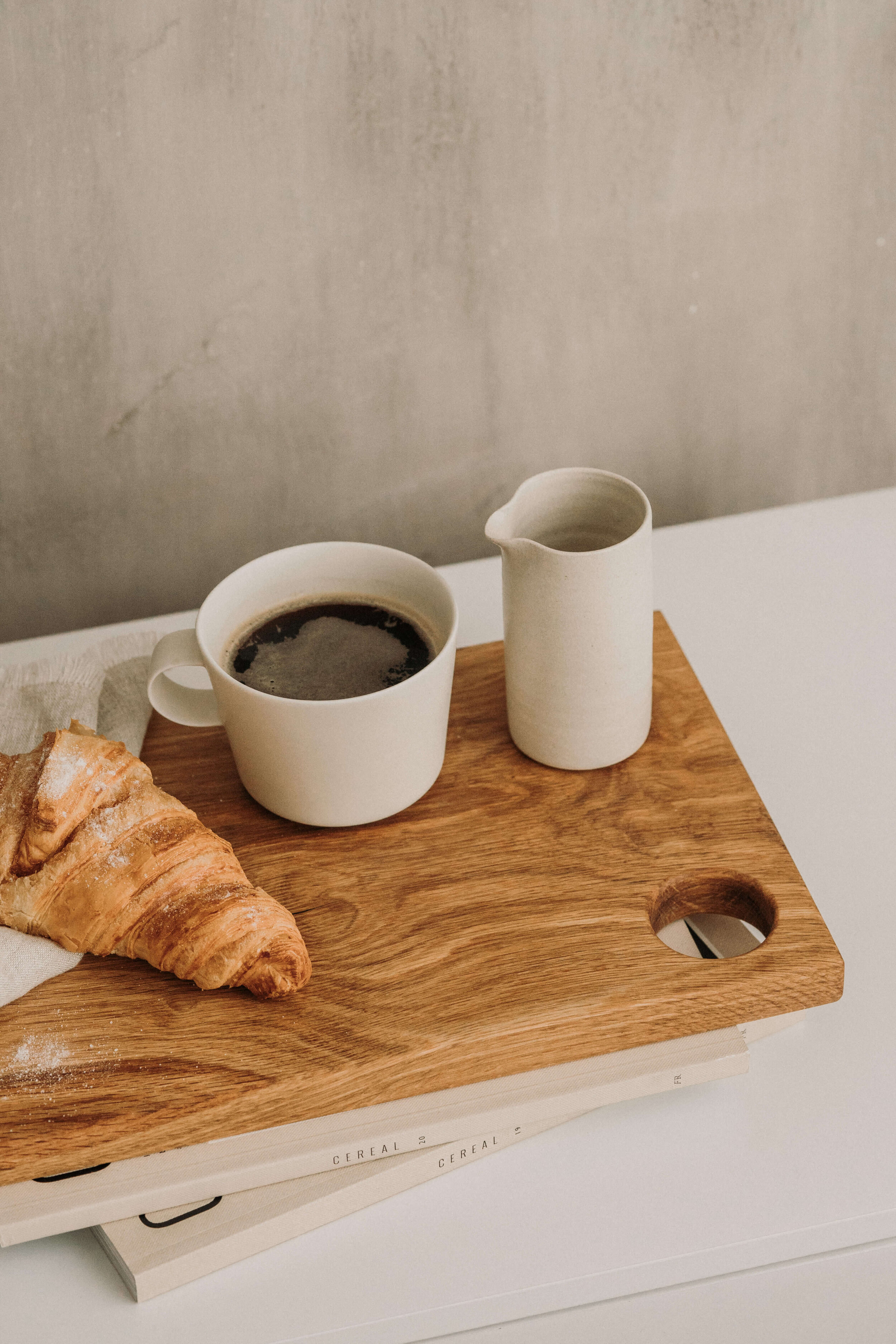 Oak-Serving-Board-Wooden-Homewares-UK.jpeg