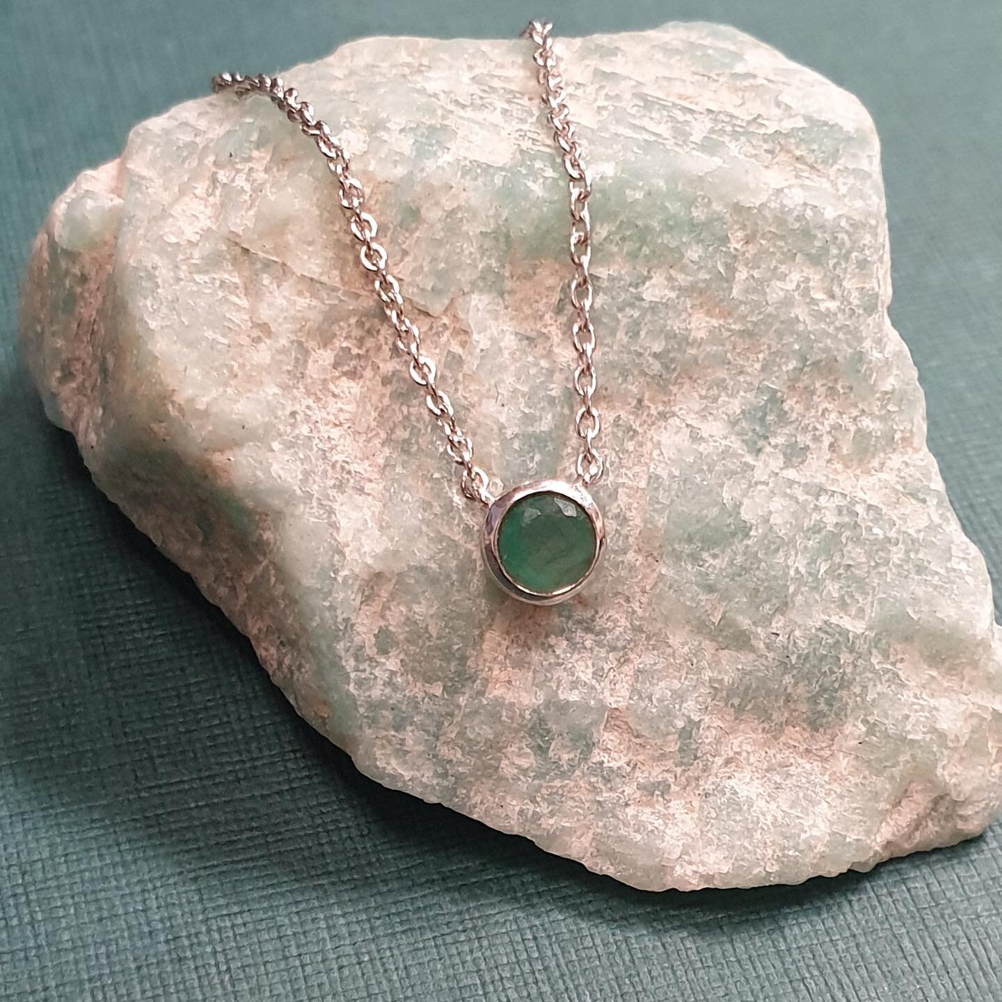 Get the birthstone necklace in silver or gold now for the month of May - a beautiful Emerald. Did you know that you don&rsquo;t have to wear your own birthstone, wearing the stone of a beloved one or your child is super precious too&hellip;.💚

#swin