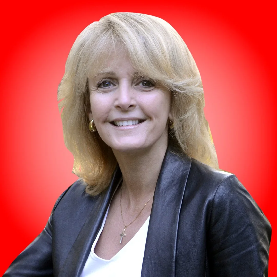 Ep 10 - Across The Globe - w/ Laurie Kelley