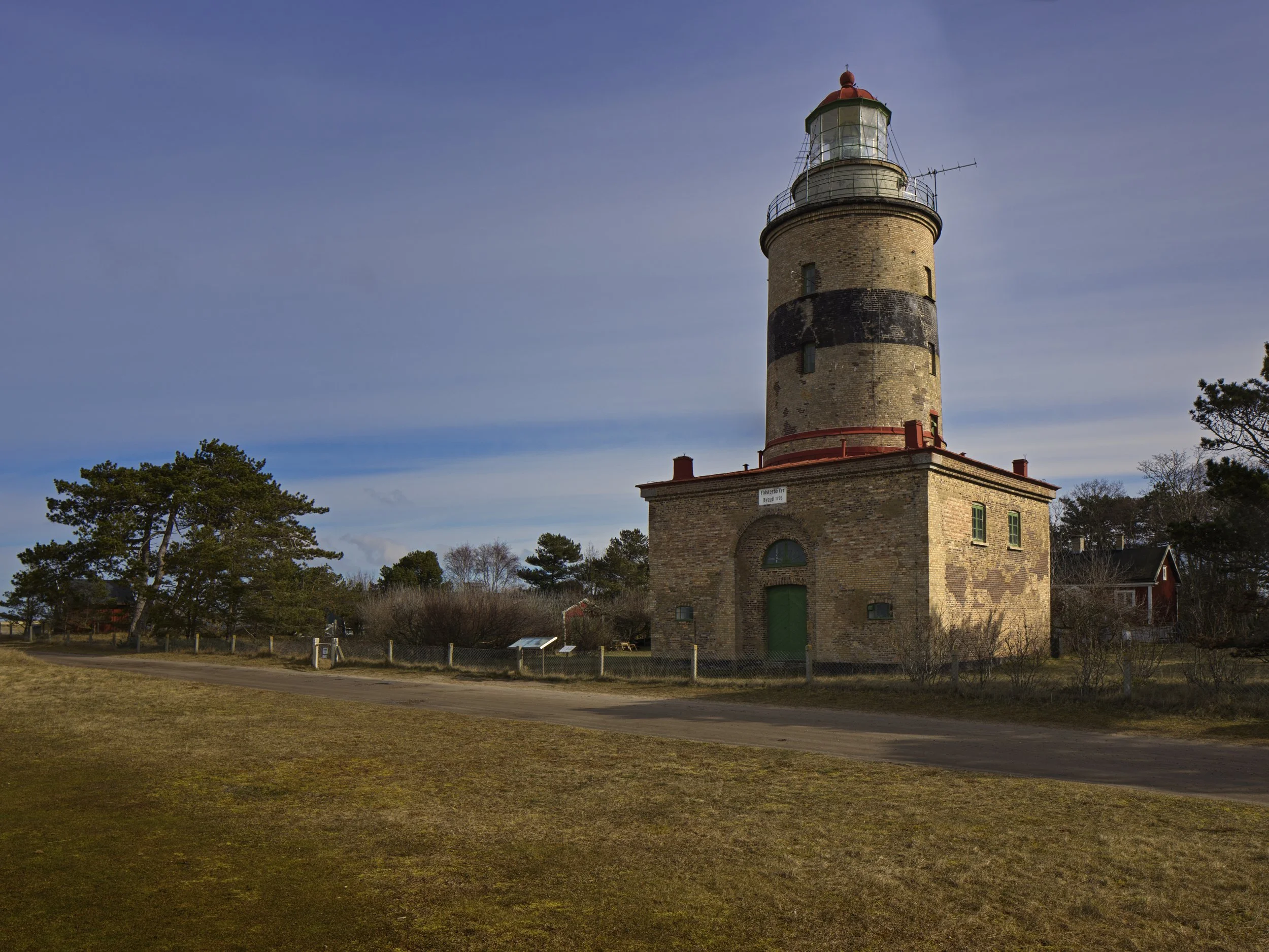 2023-03-16_20230316 24mm tilt shift_0012 4.3.jpg