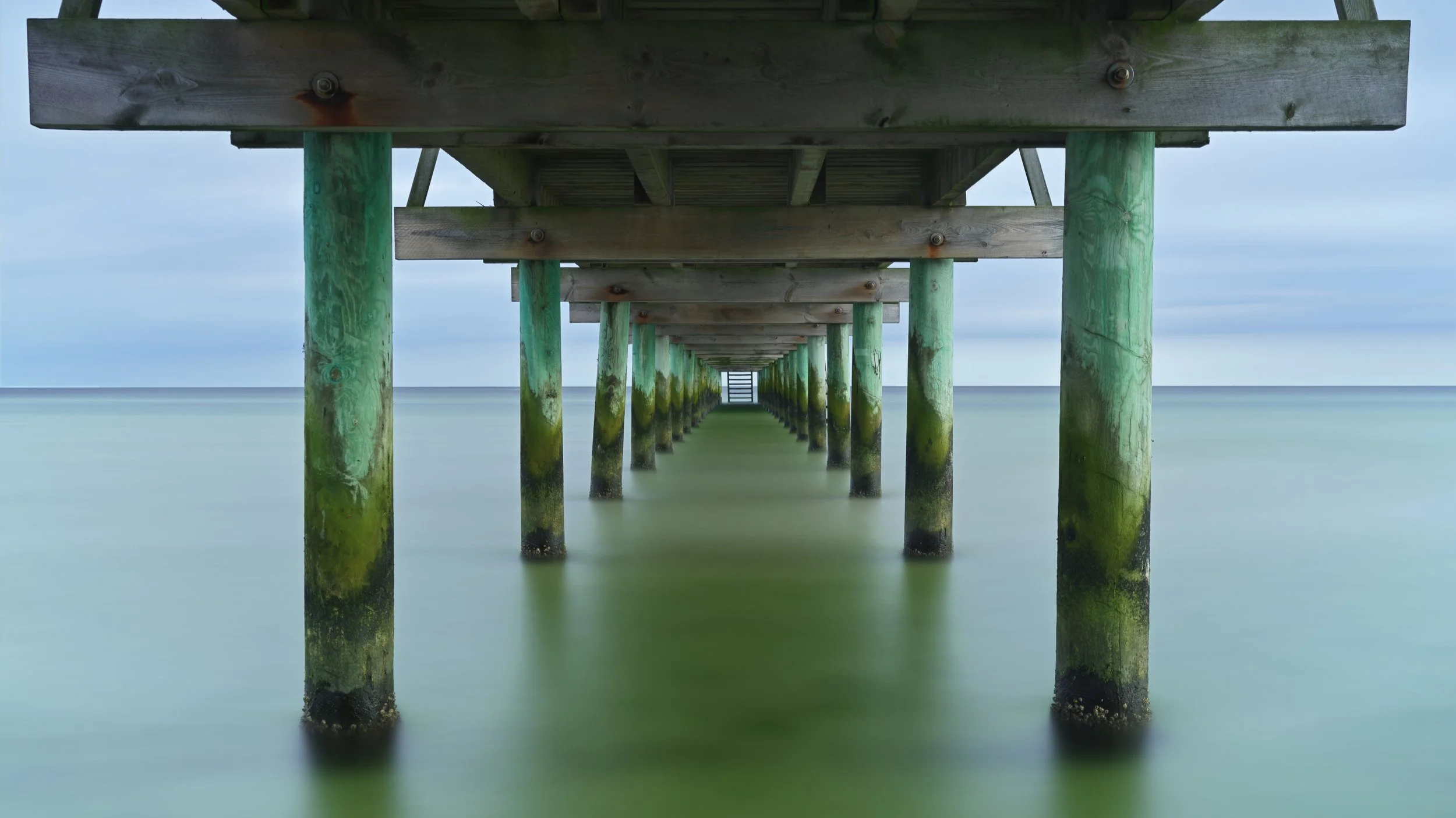 2022-08-28_Bryggan och stol_0012.jpg