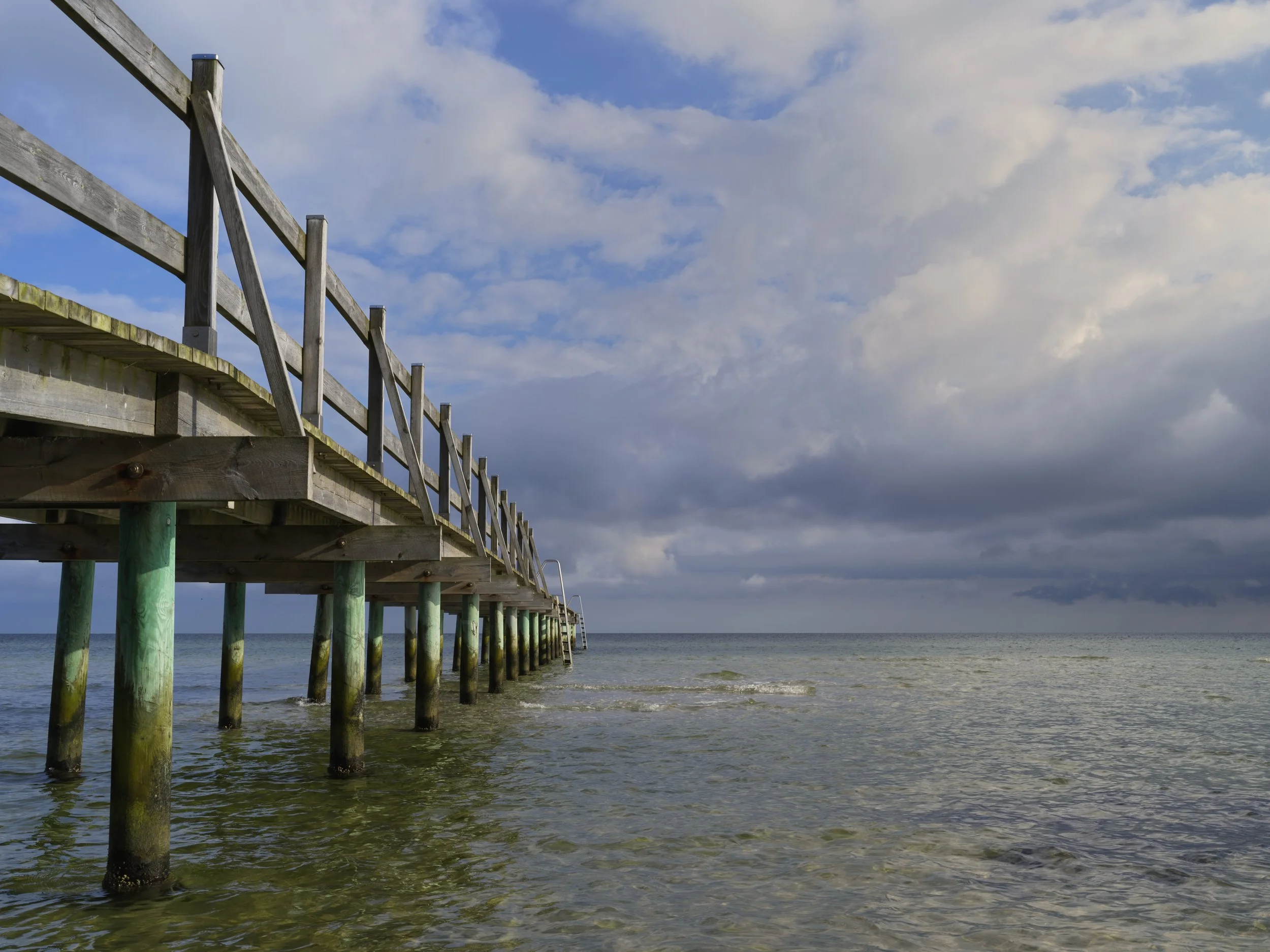 2022-08-28_Bryggan och stol_0023.jpg