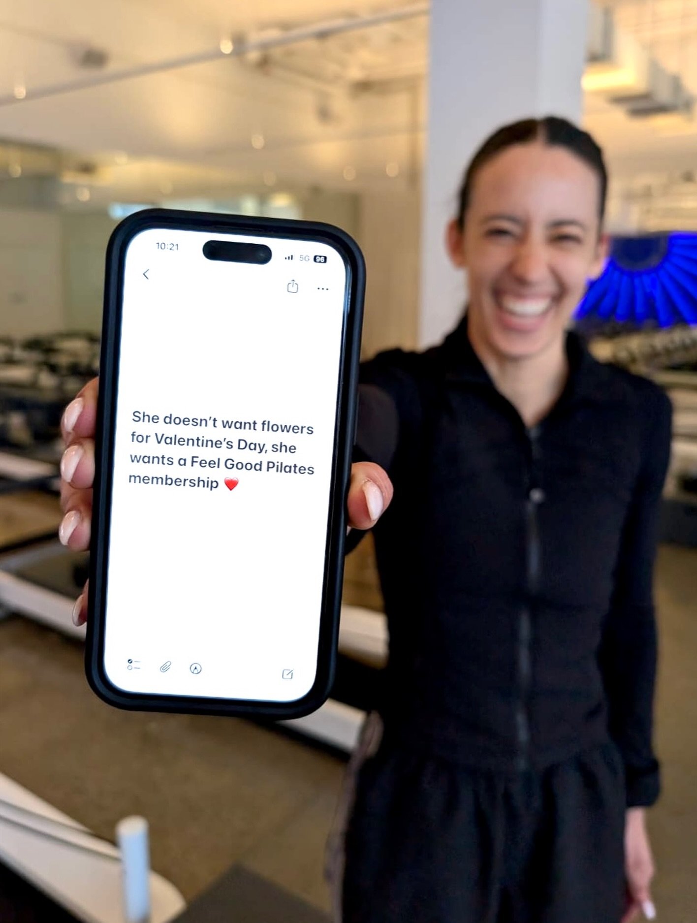 If you buy her flowers for Valentine&rsquo;s Day when she clearly wants Pilates&hellip; that&rsquo;s on you 😉

Feel Good Pilates membership > roses that die in a week (class packs also acceptable, FYI 💘)

Tag your Valentine so they get this righ