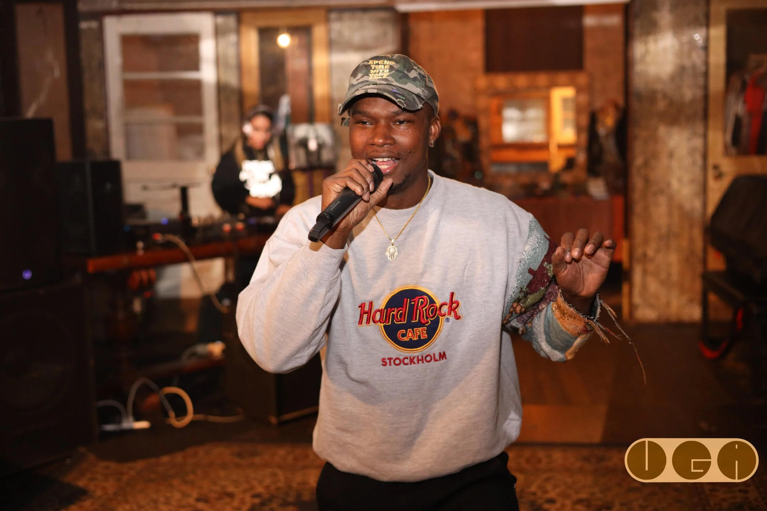 Visions of More 209.jpg