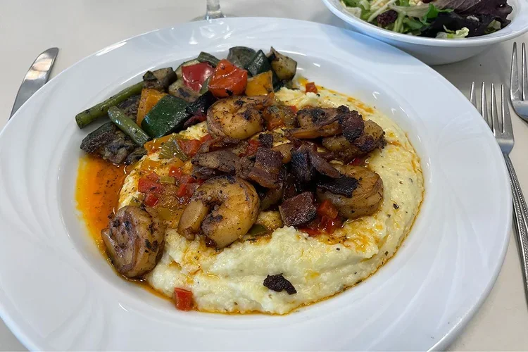 Oink-Blackened-Shrimp-Vegeteble-Medley-Yukon-Mashed-Potatoes-cropped.webp