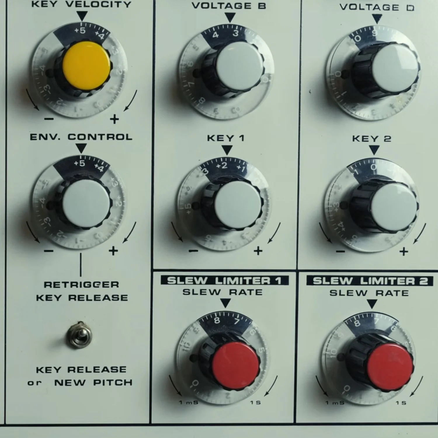 EMS Synthi 100
