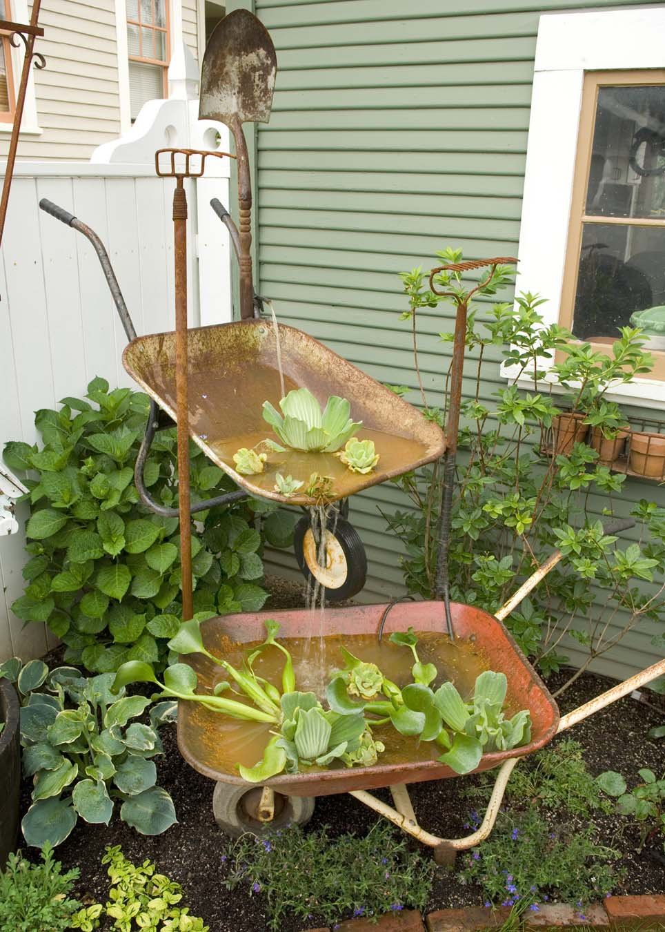 wheelbarrow Water Fountain2.jpg