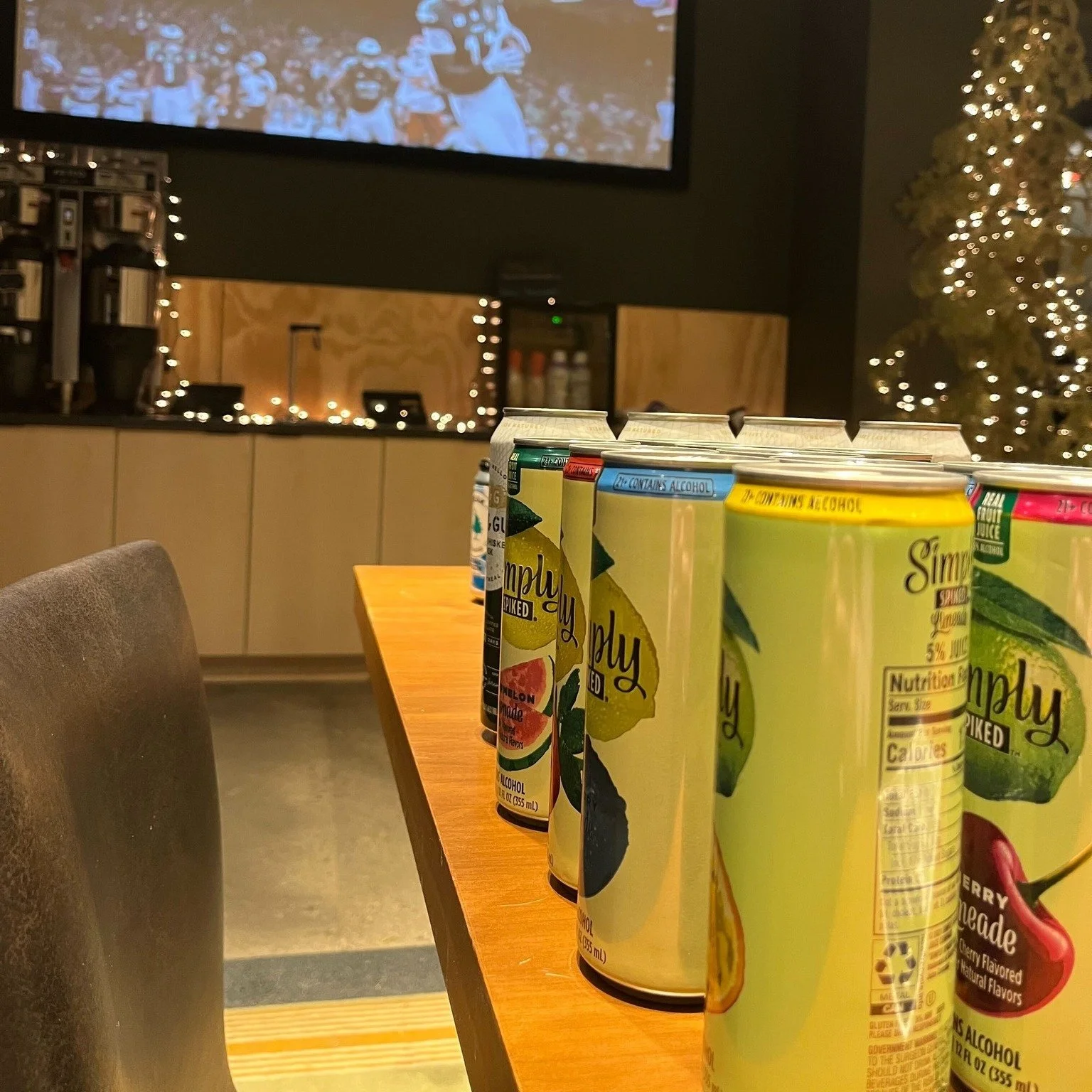 From Super Bowl excitement 🏈 to our Chili Cook-Off showdown 🌶️🔥, the past month has been fun @loftsatsbc! Thanks to everyone who joined in.

 #steamboatbasecamp  #steamboatrentals #loftsatsbc