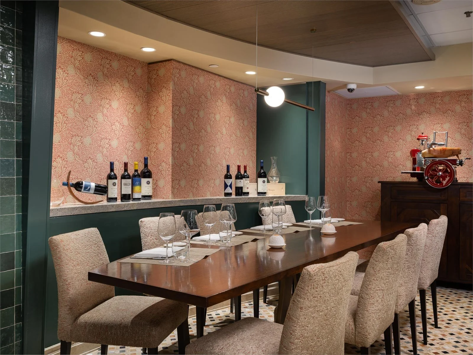 the chef's table. a one-of-a-kind experience.