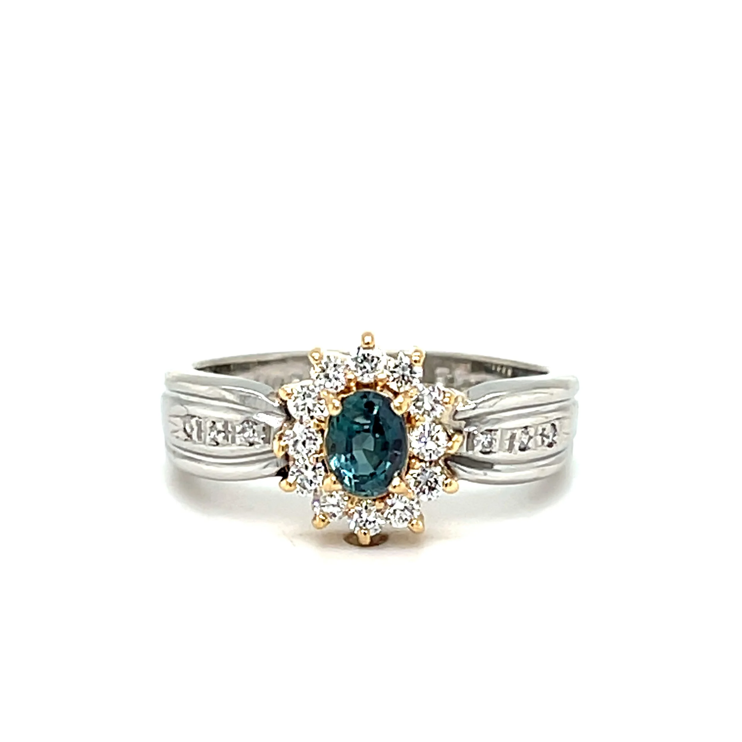 0.35 ct Alexandrite & 0.26 ct Diamond Ring in Platinum & 18K Yellow Gold