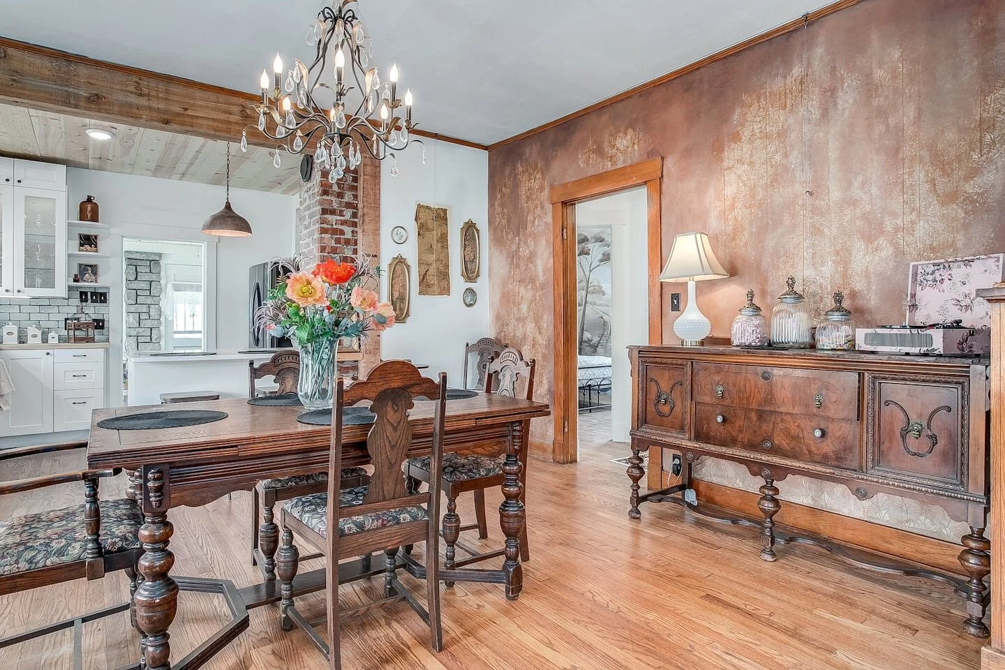 Stonehouse Elegant Dining Room B and B and Event Space.jpg