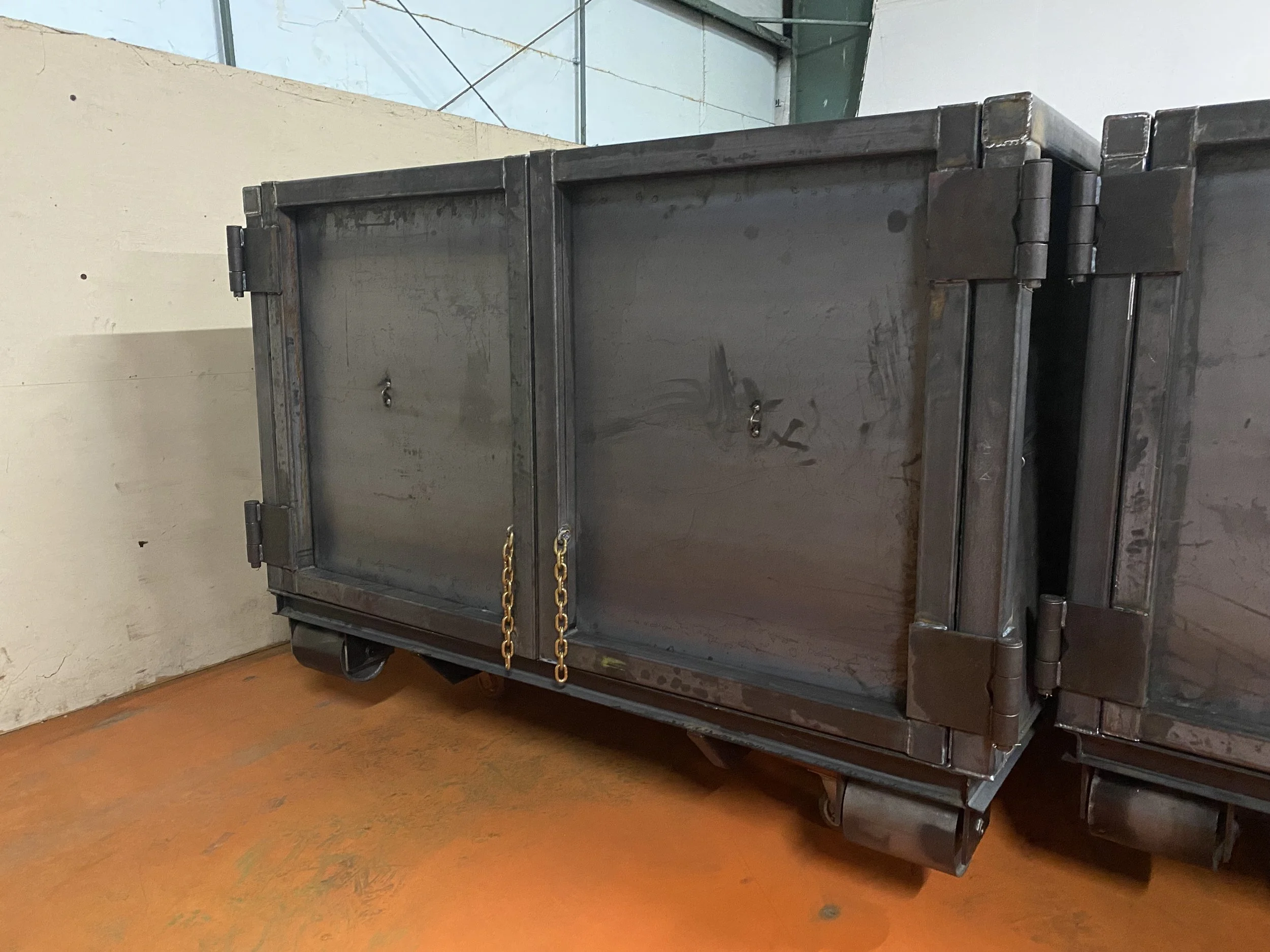 Hook Lift RollOff Dumpsters — Ozark Dumpster Manufacturing