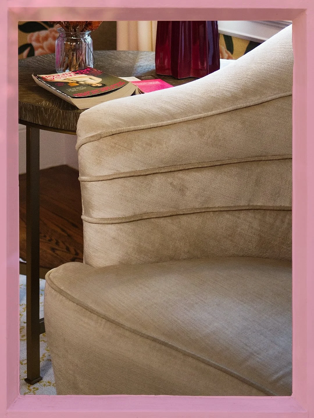 Welcome to the Silly Room. #creativestudy #thebirdsareback 🐦 🐦