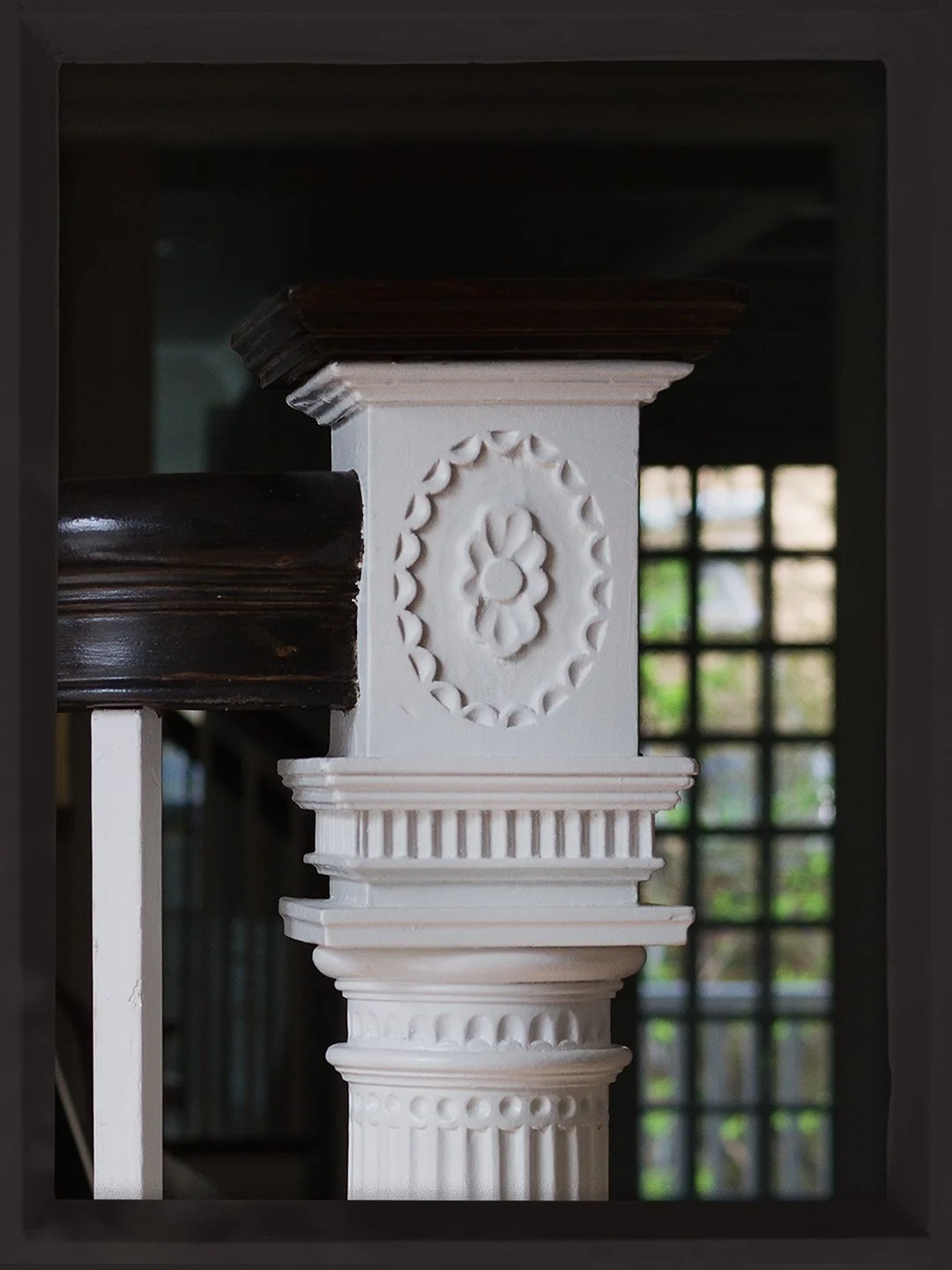 A spell called &ldquo;beautiful.&rdquo; 

Snow White is what they call you when they want you quiet.

#vintaged #myinnerprincess #ilooktoyou #stairwelldesign #collage