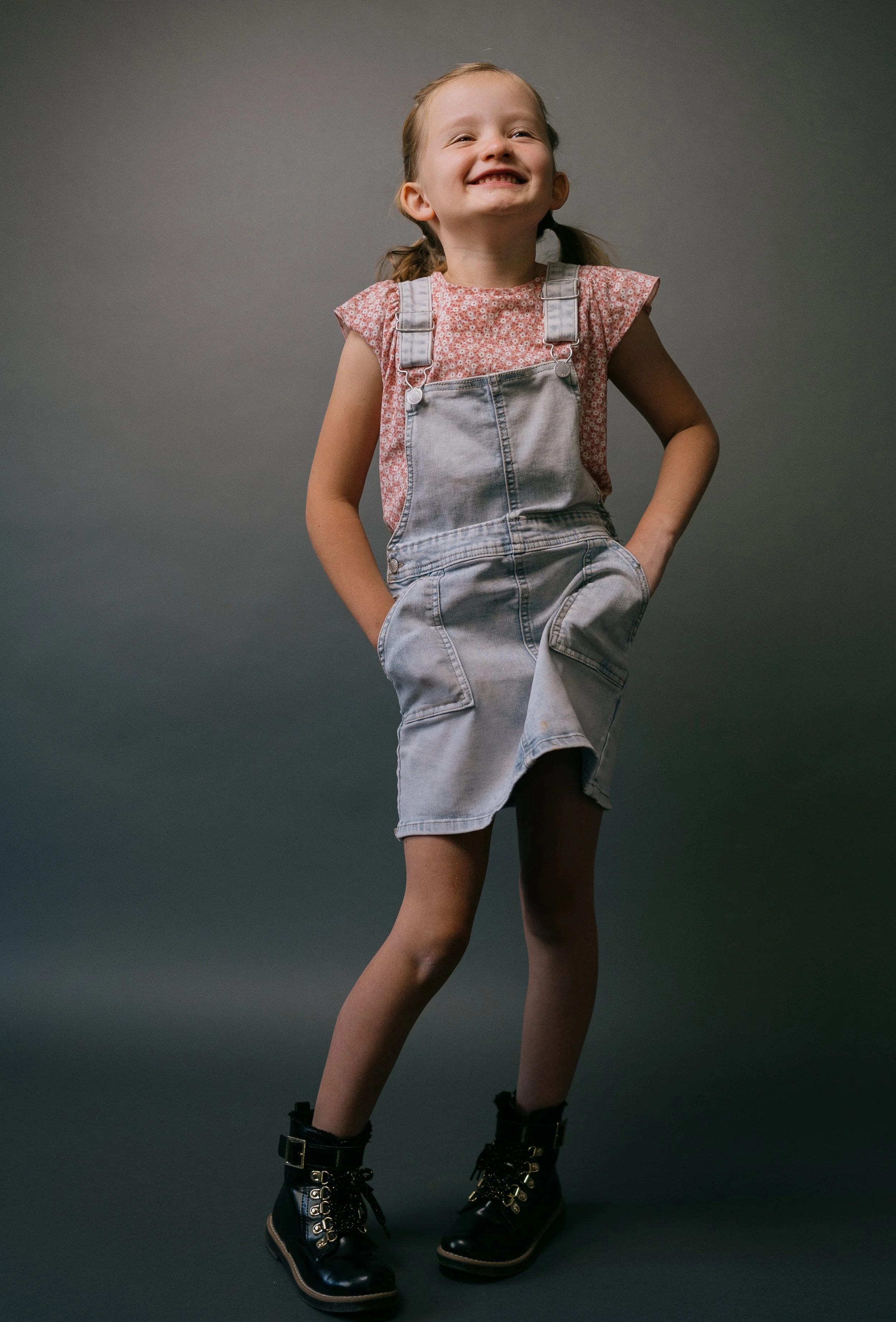 WES Portraits Stone Famile September 2021-22.jpg