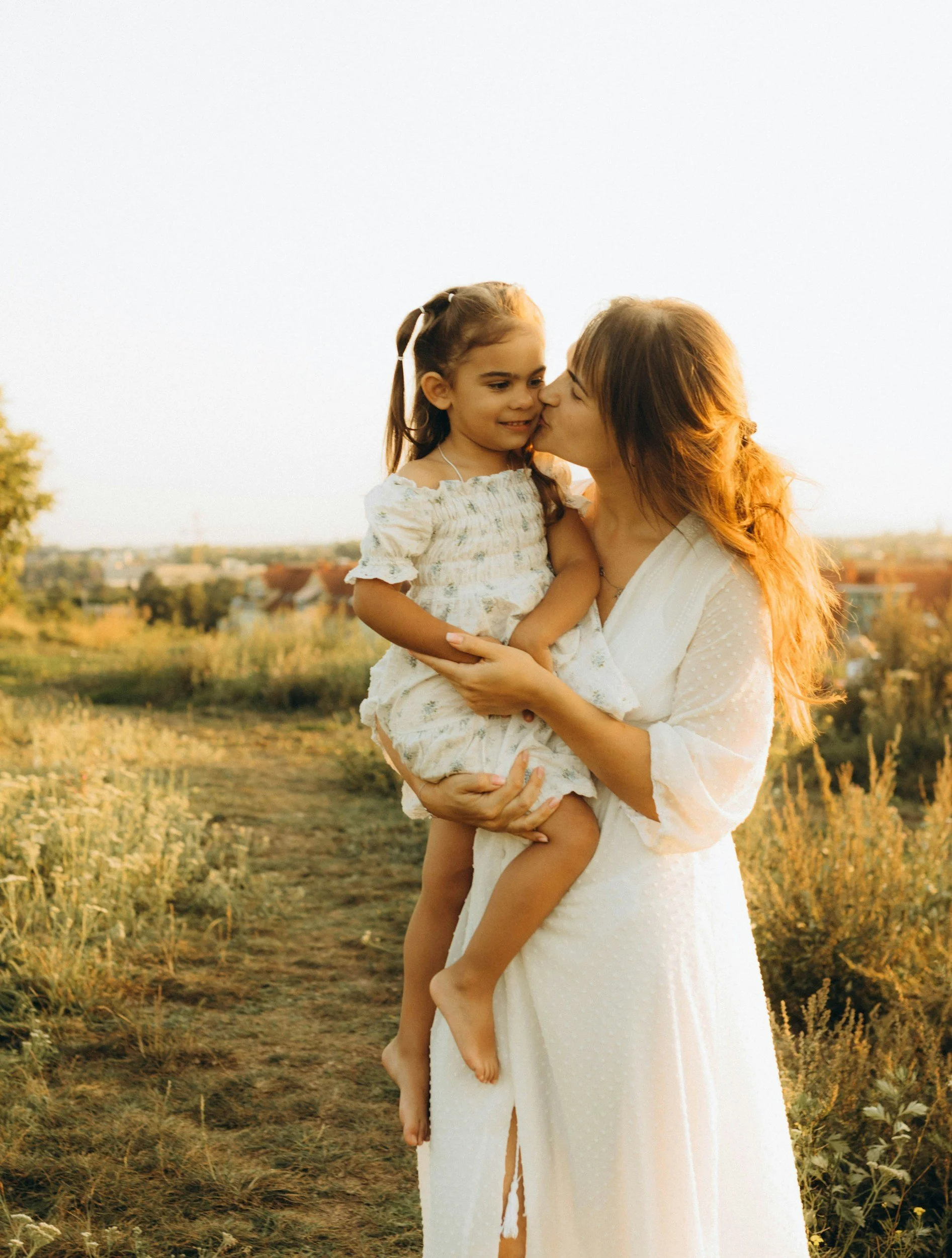 Capturing the Magic: Why Mommy and Me Photo Sessions are the Ultimate Mother’s Day Gift in Central Florida