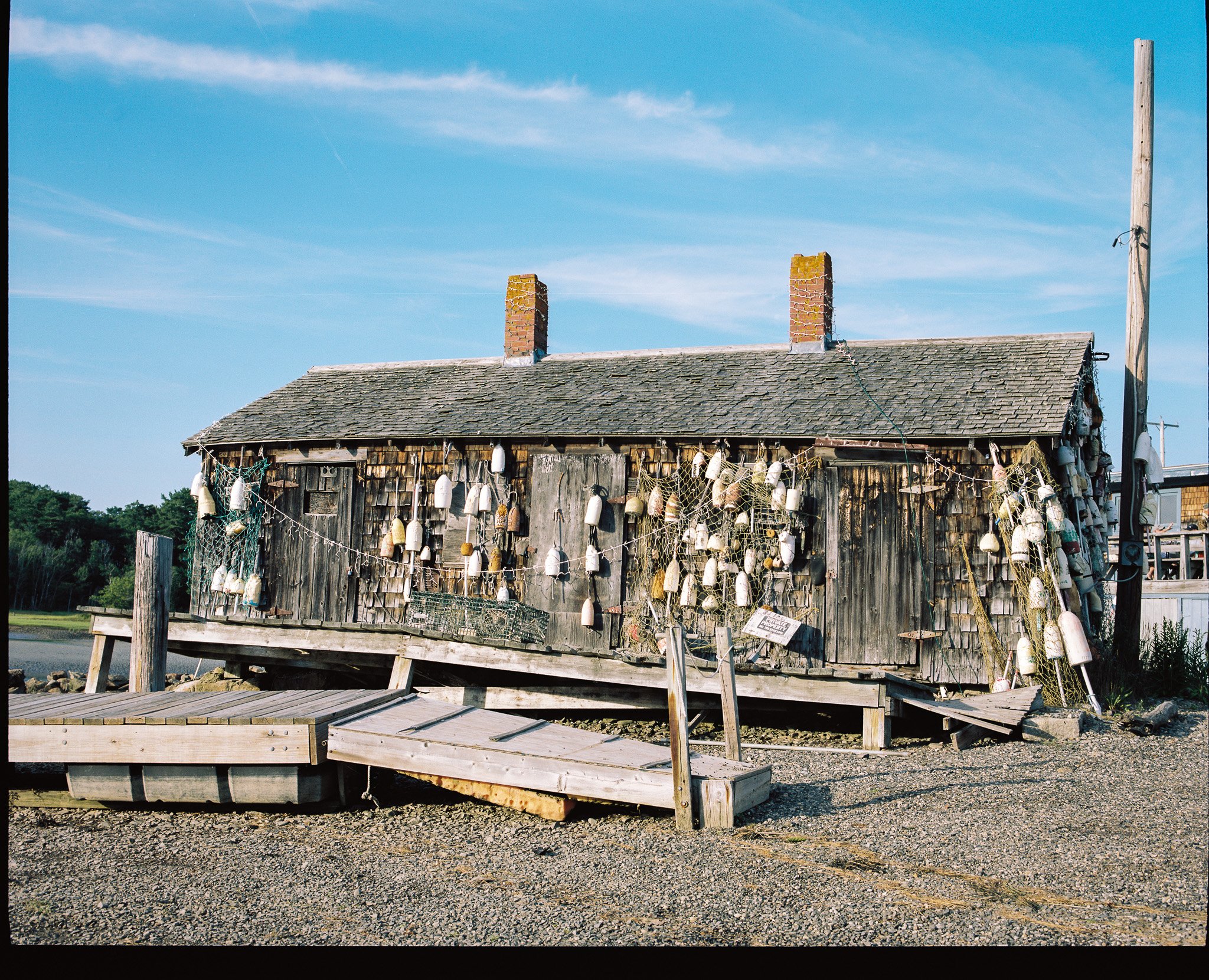 RUSSELL'S LOBSTER SHACK. CAPE NEDDICK, MAINE. KODAK PORTRA 400 120 FILM. 