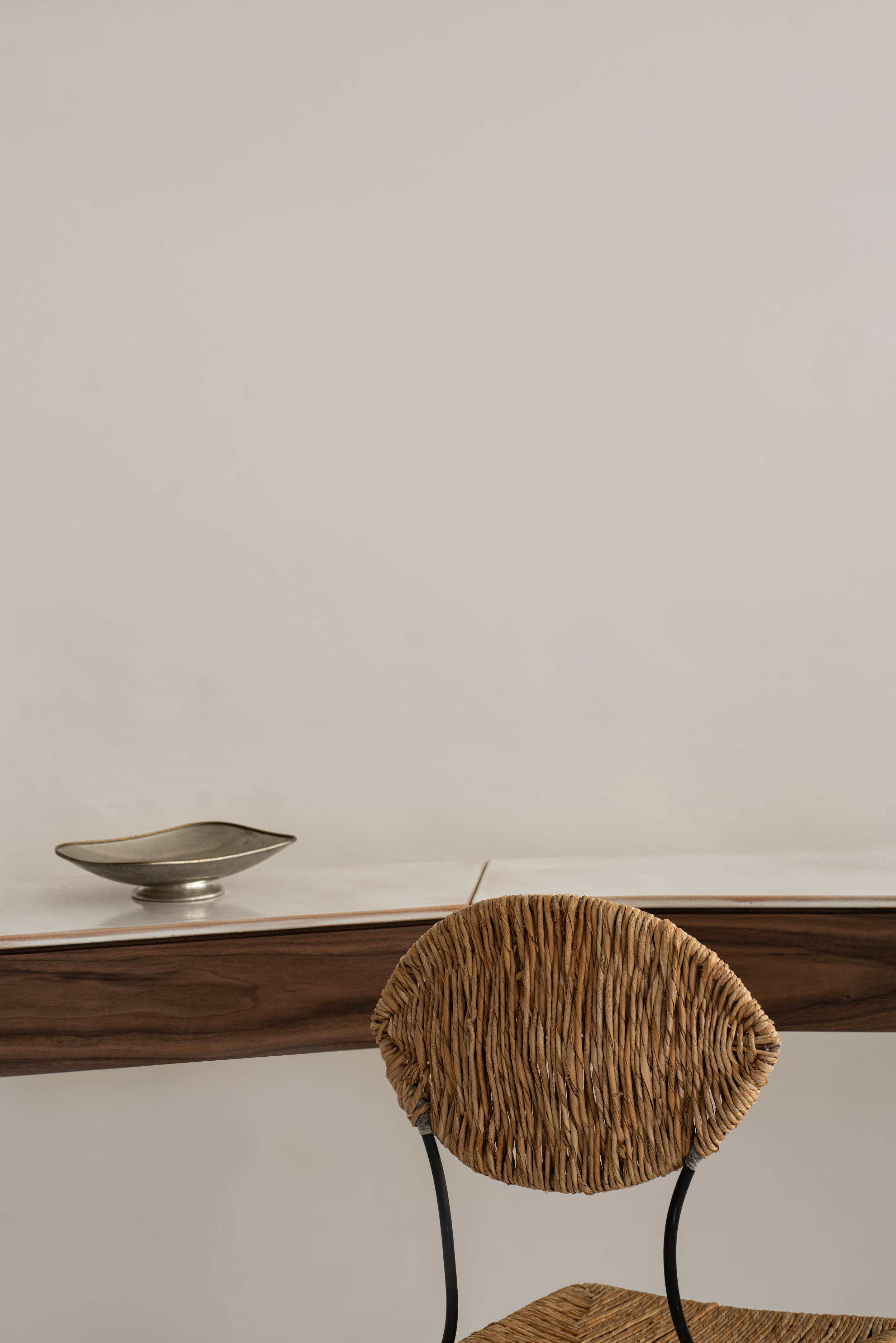 G&D Lison Console 2.png