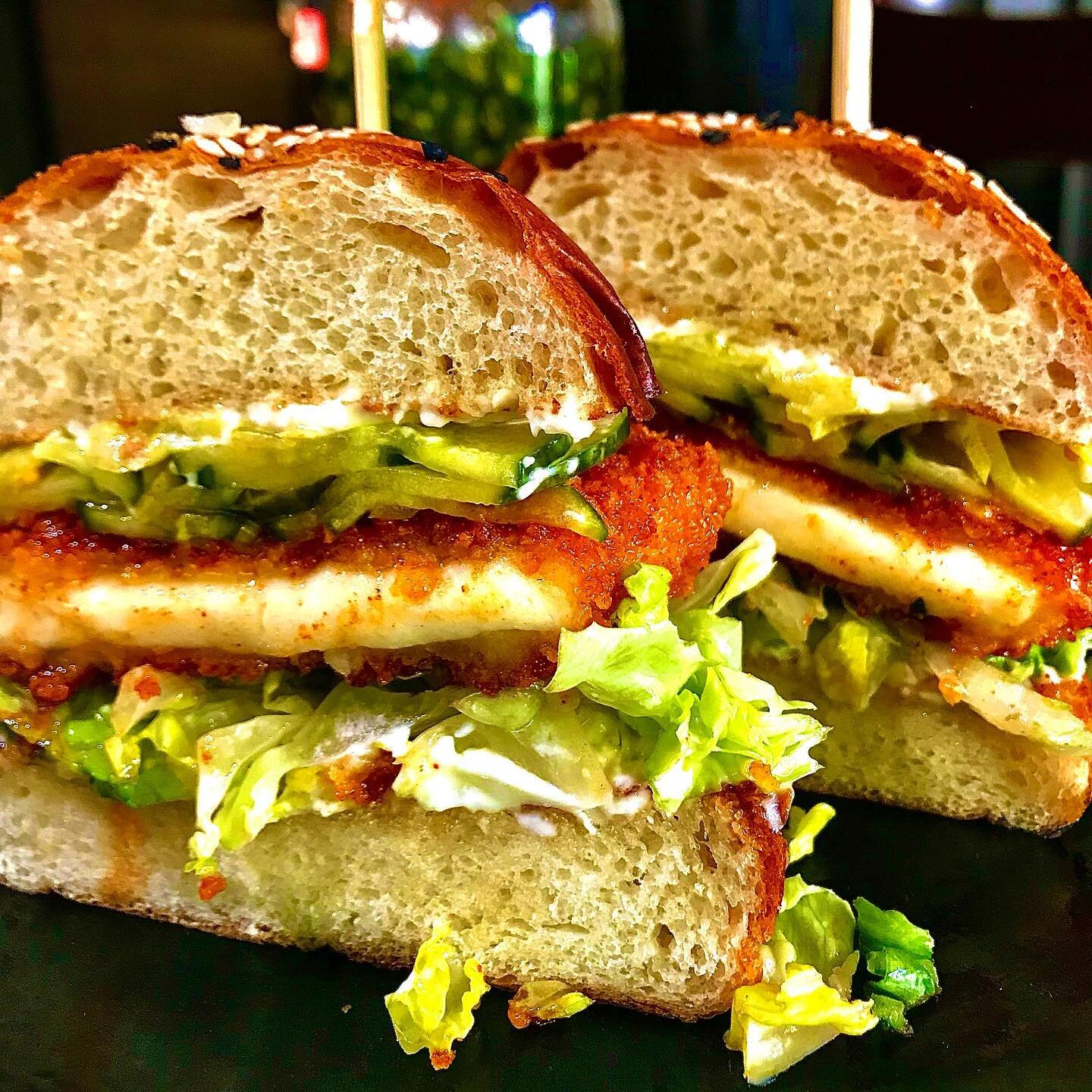 📸 NEW FOR BRUNCH! Nashville Hot Halloumi Sandwich 

House-made halloumi cheese is given the classic Nashville hot chicken treatment and served on a house-made bun with our bread and butter pickles, shrettuce, and aioli. 

#bostonrestaurants #bostonf